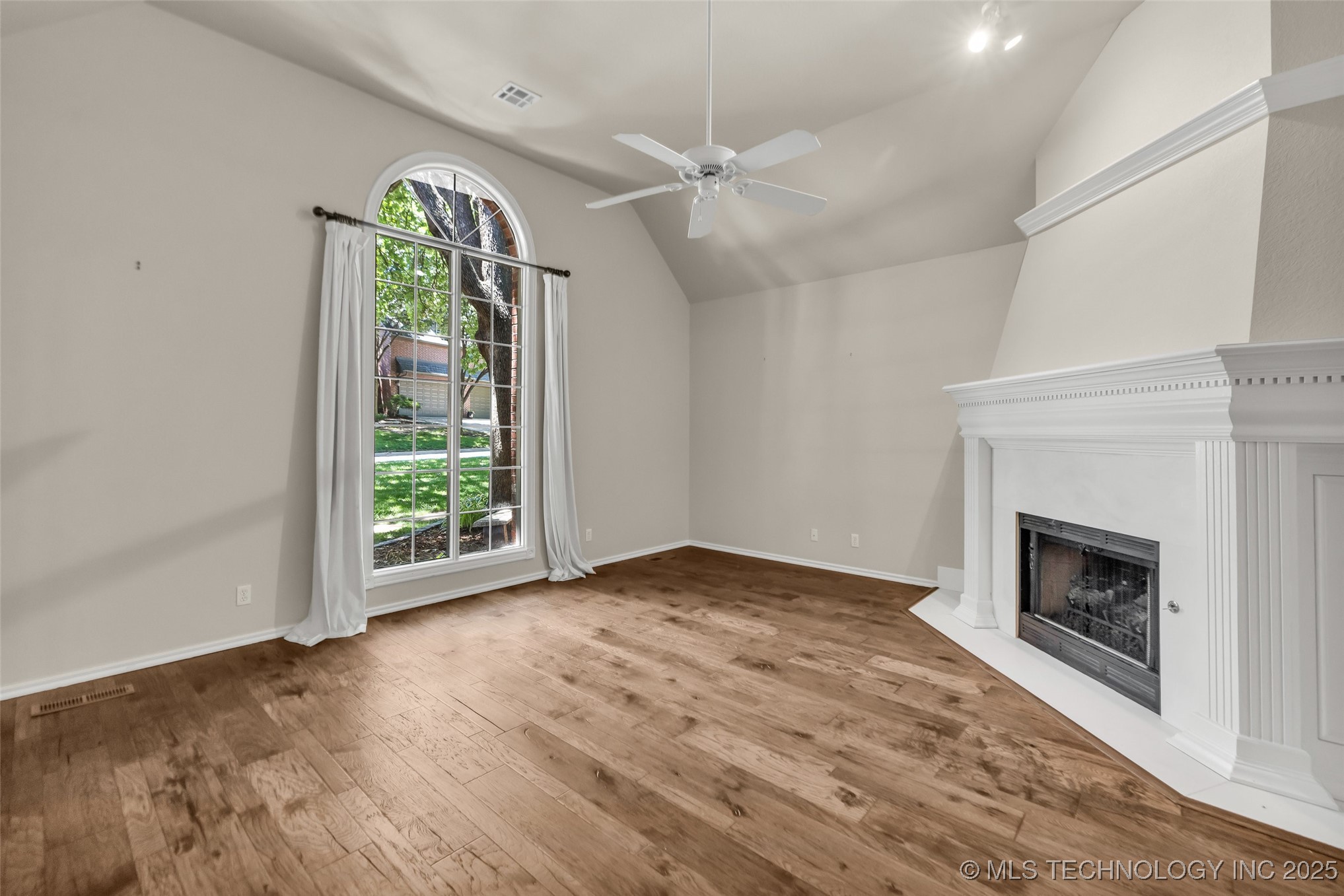 8515 S Canton Avenue