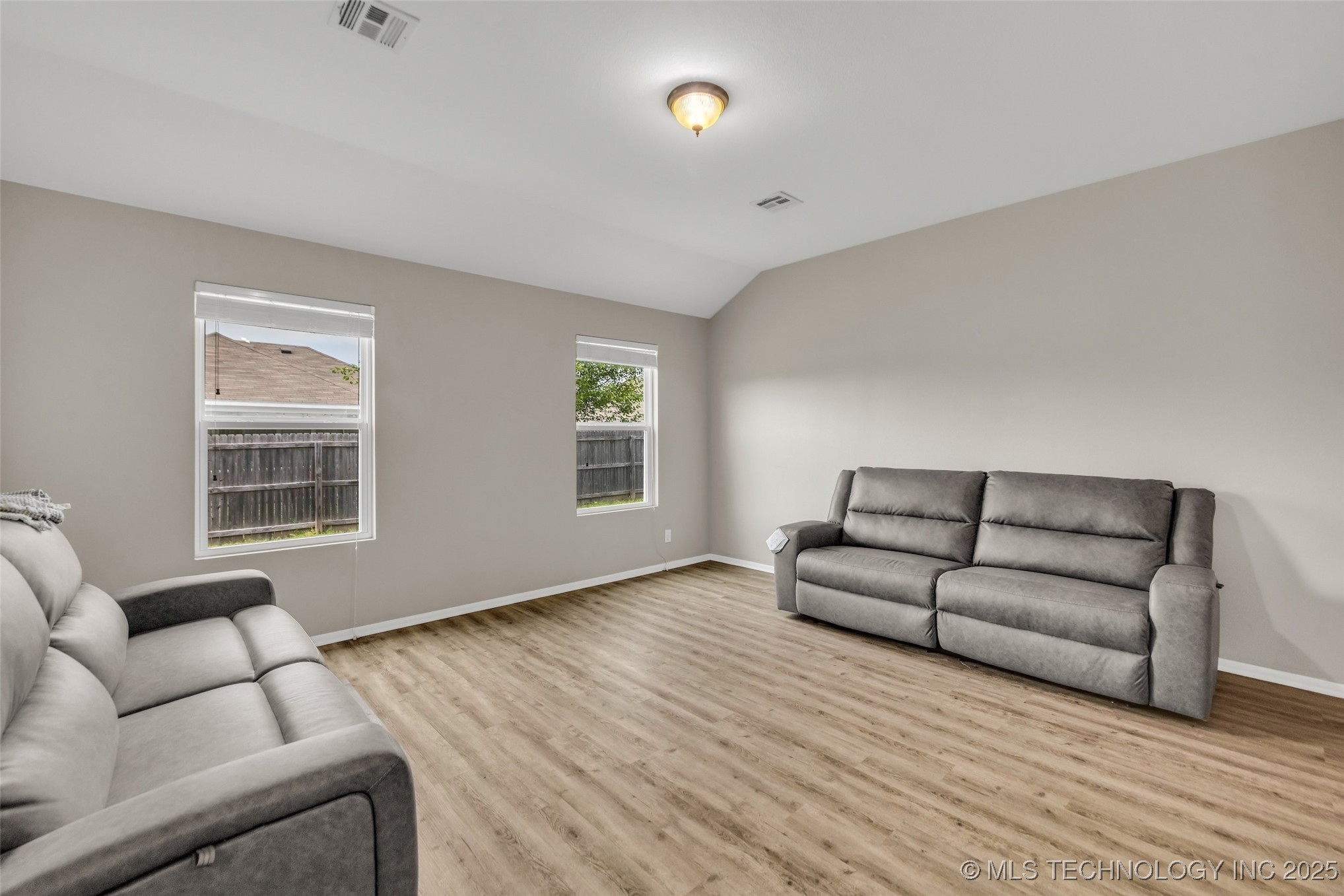 2801 Lariat Lane