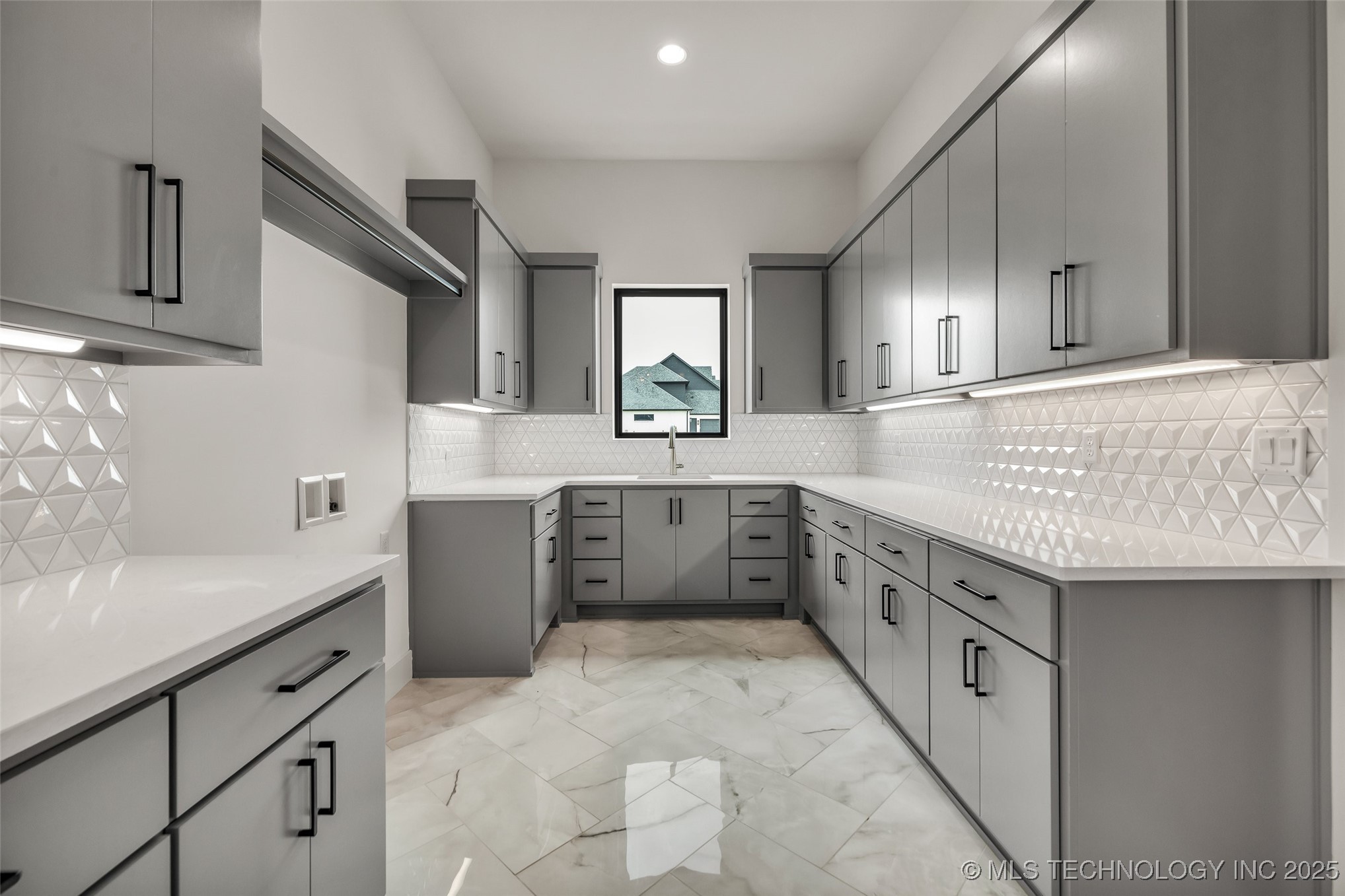 17761 E Patriot Drive