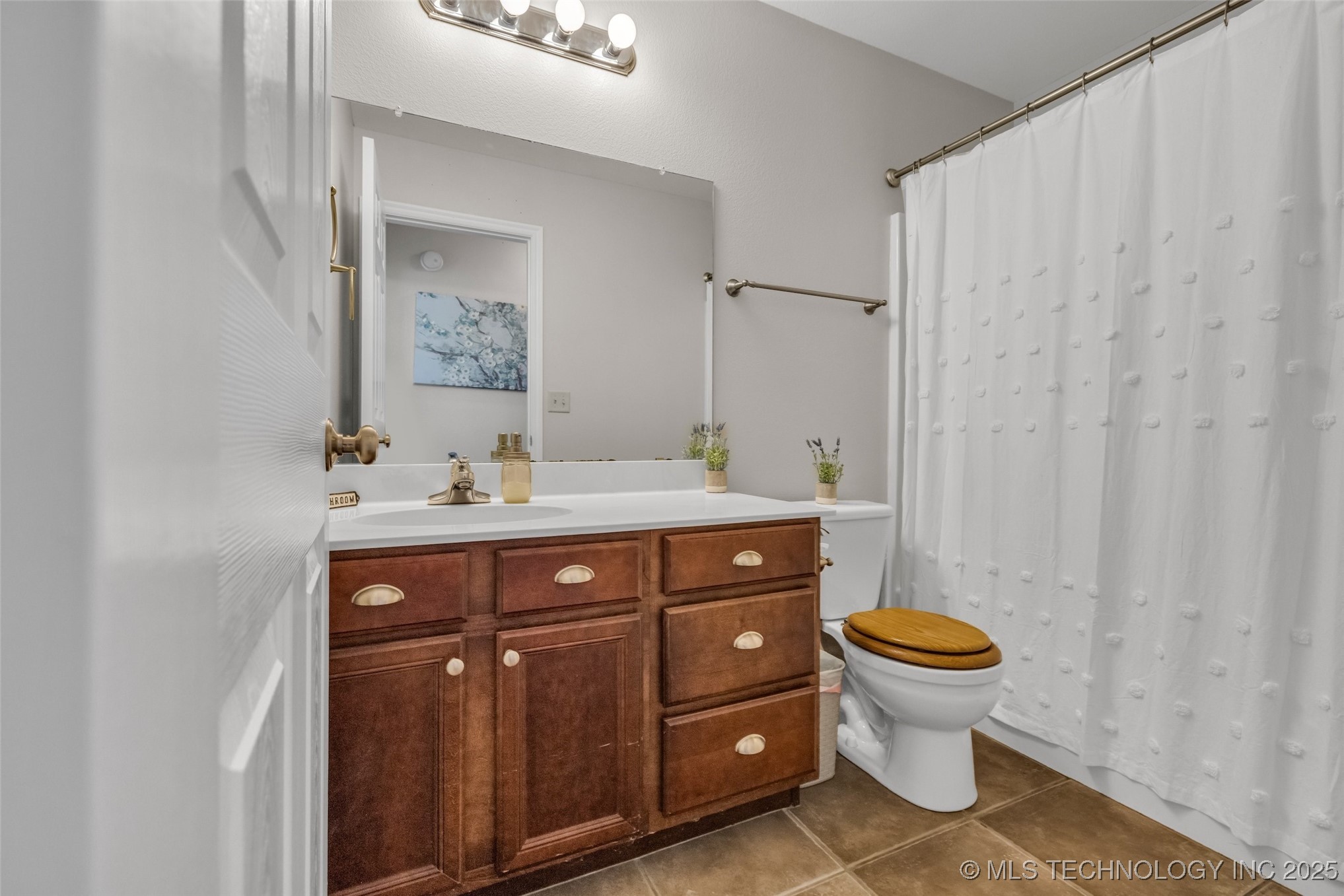 20409 E 44th Street S