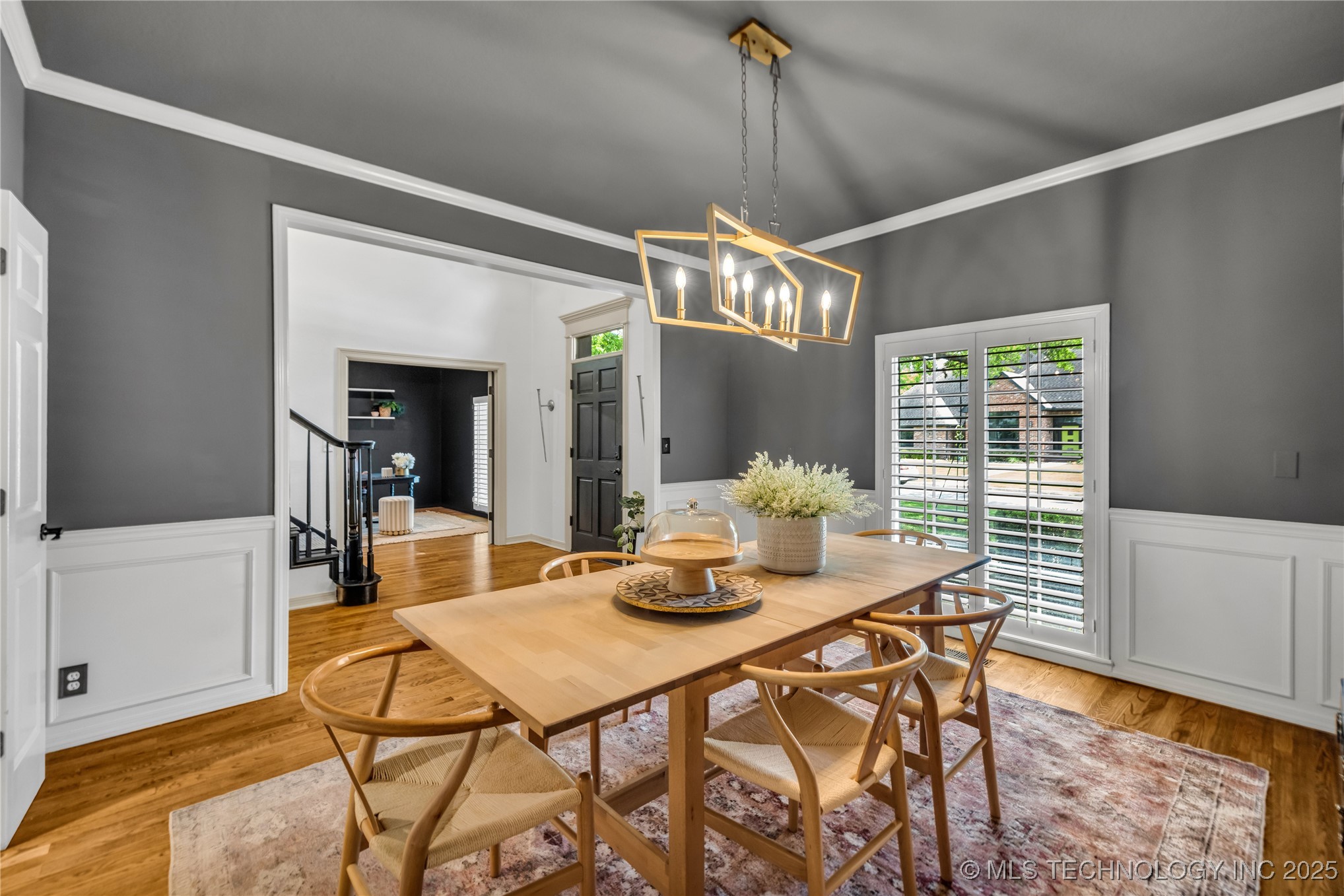 5821 E 101st Place