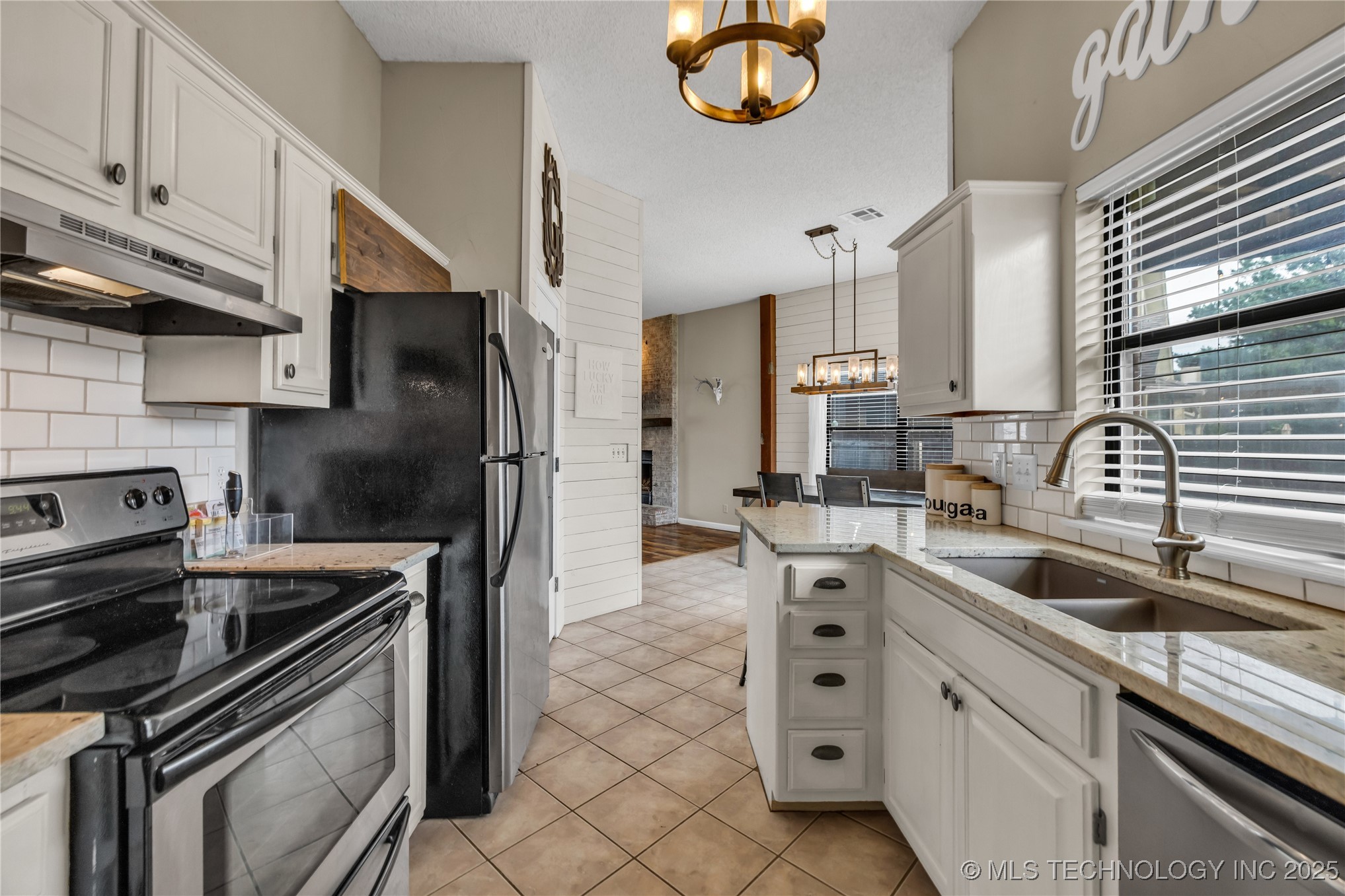 11305 S 108th East Avenue