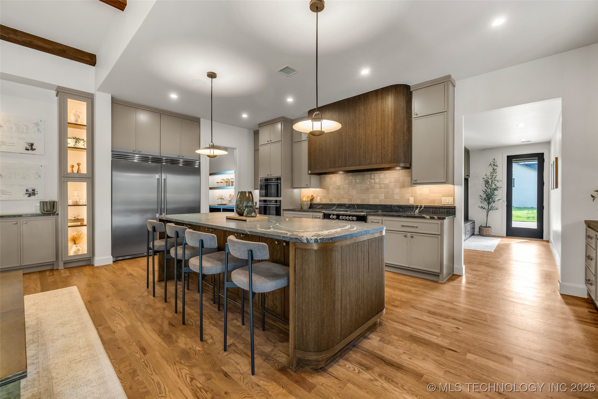 17624 E White Tail Cove