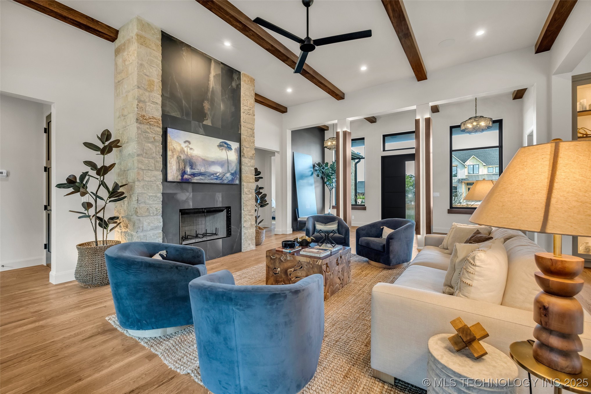 17624 E White Tail Cove