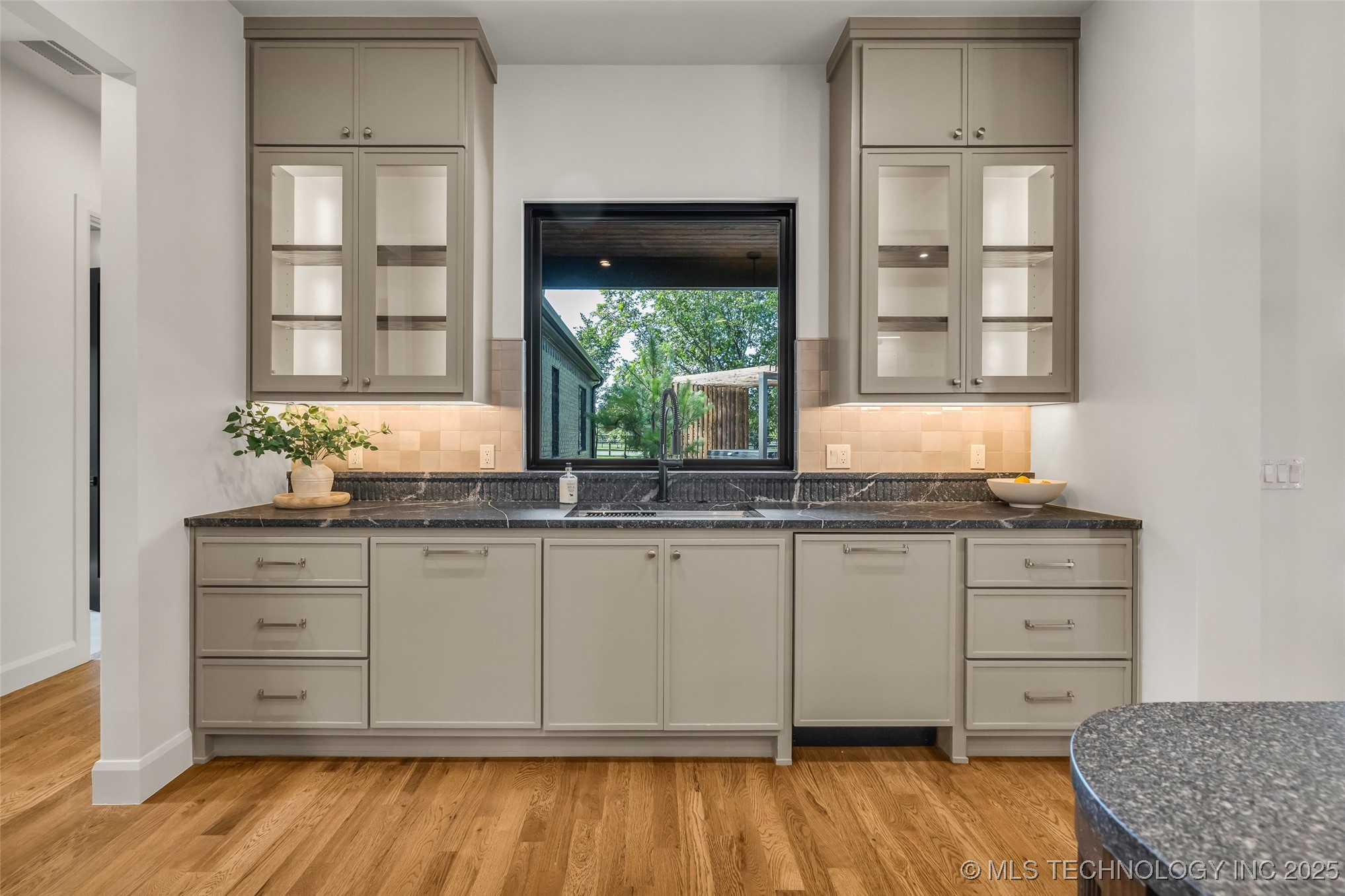 17624 E White Tail Cove