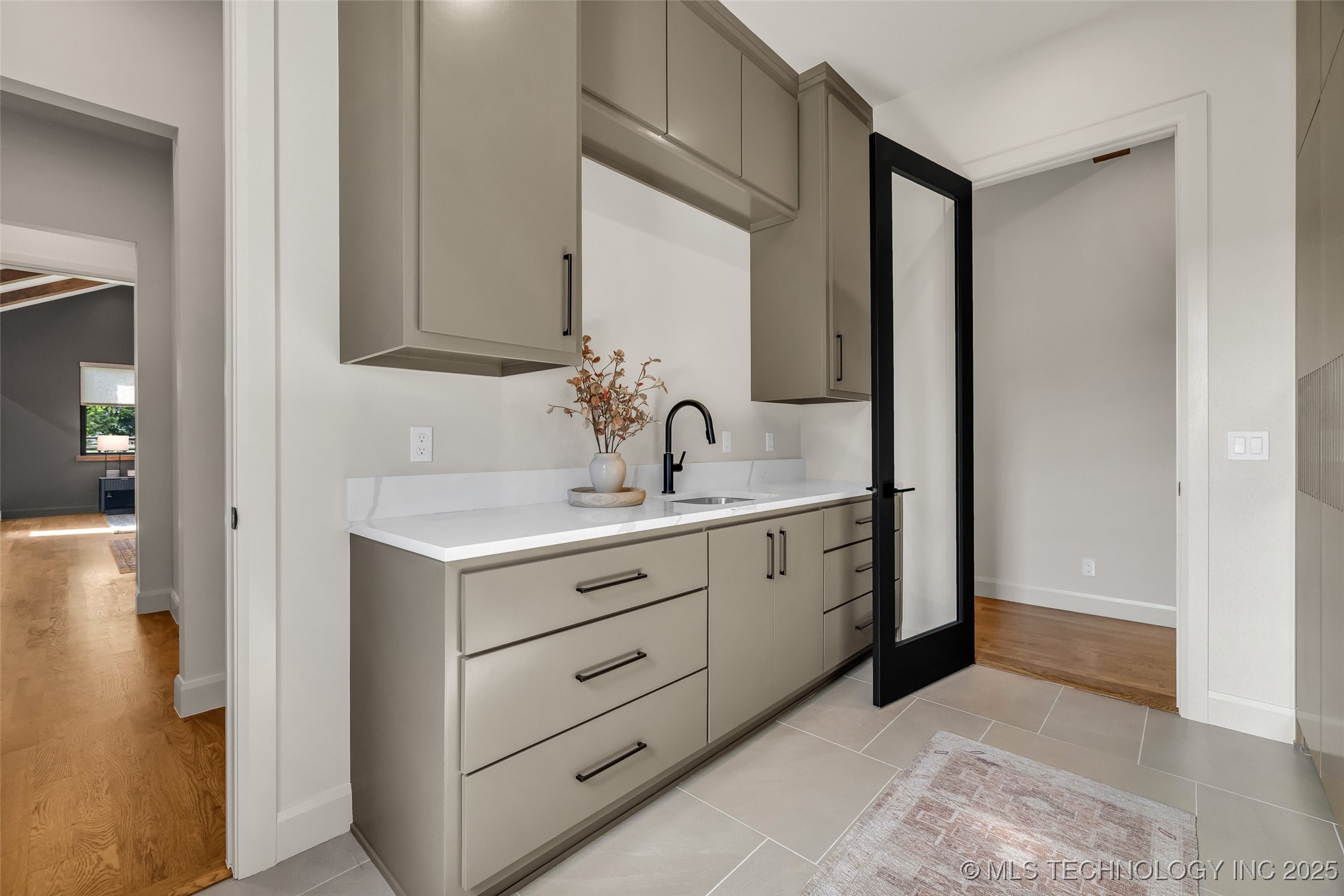 17624 E White Tail Cove