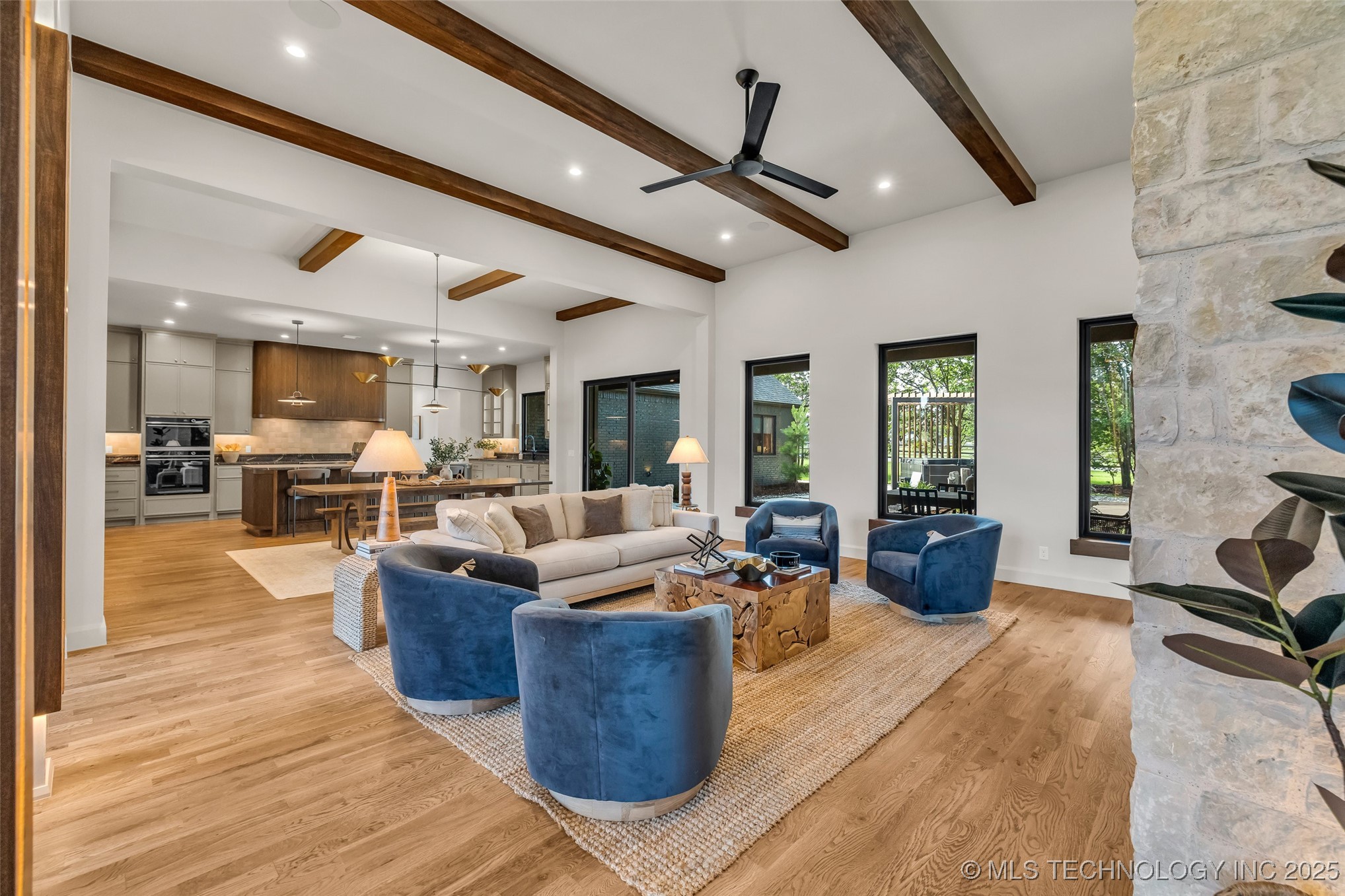 17624 E White Tail Cove