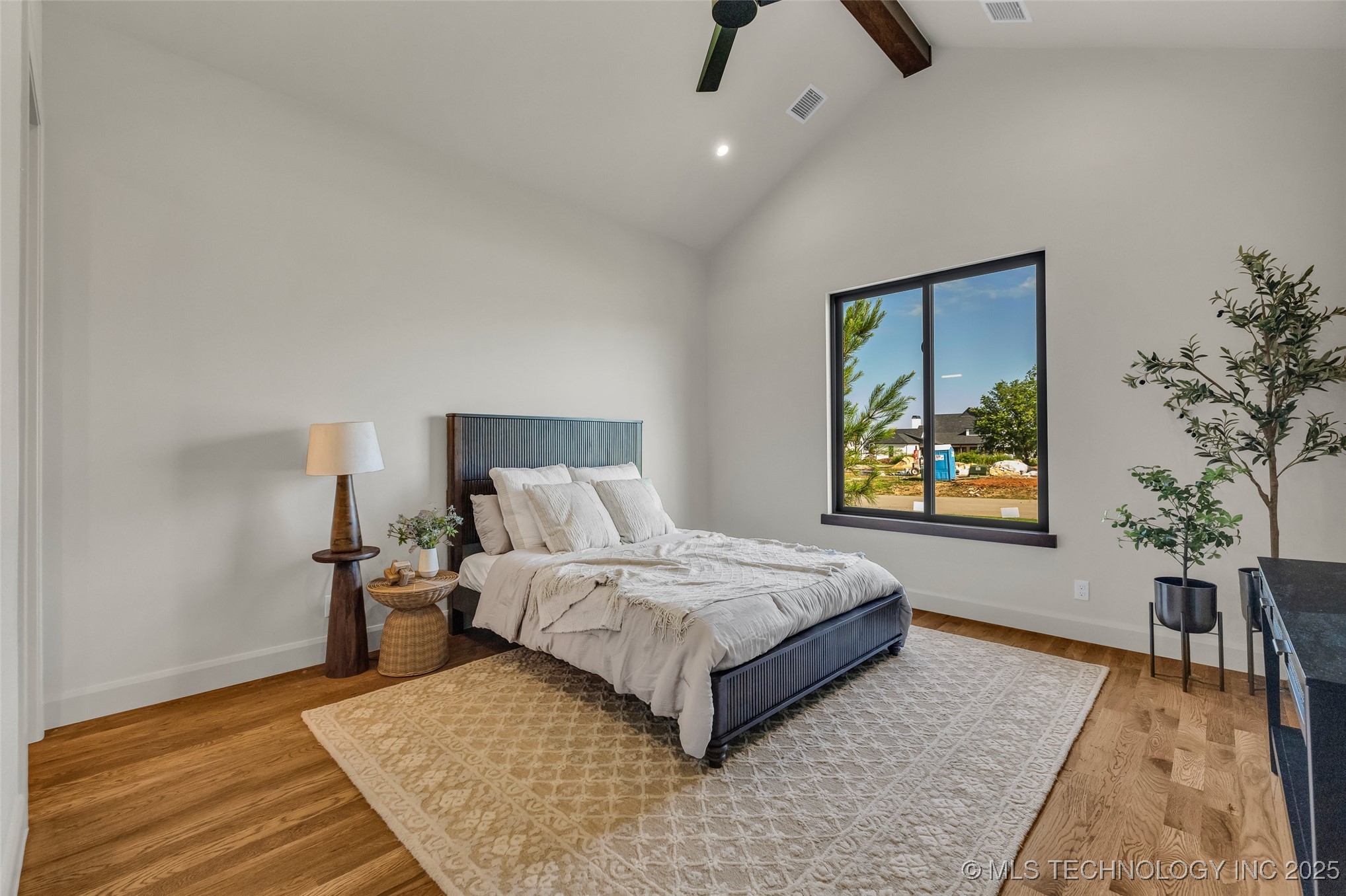 17624 E White Tail Cove