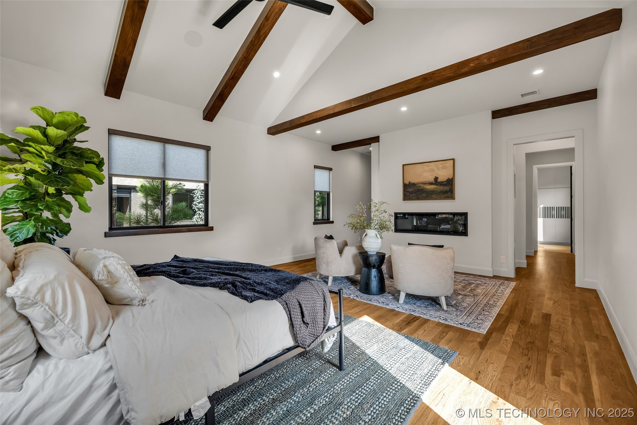 17624 E White Tail Cove