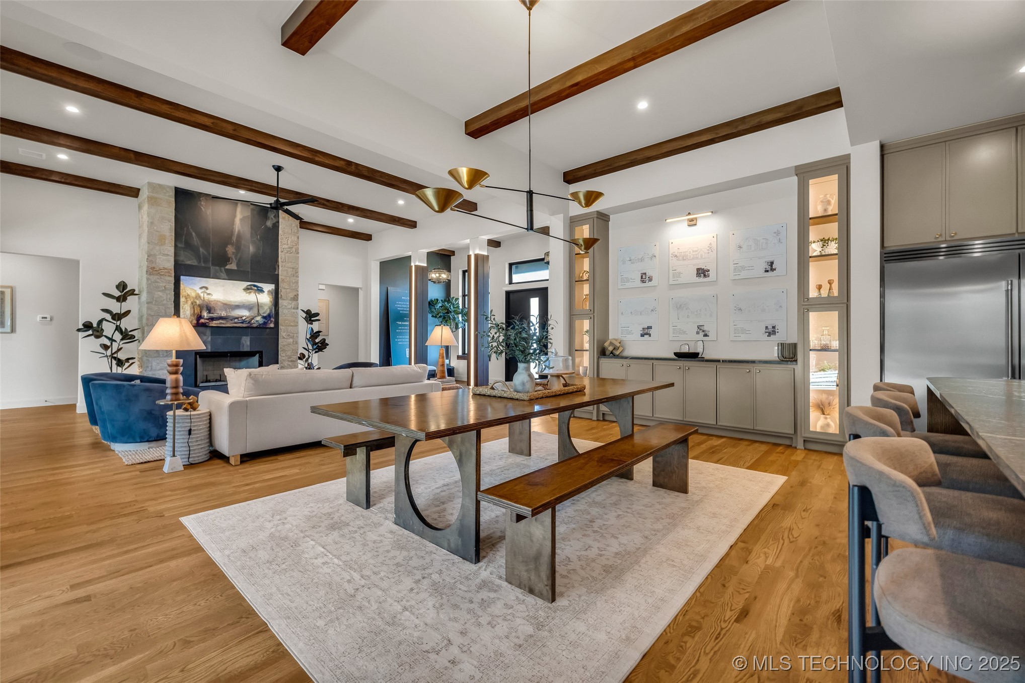 17624 E White Tail Cove