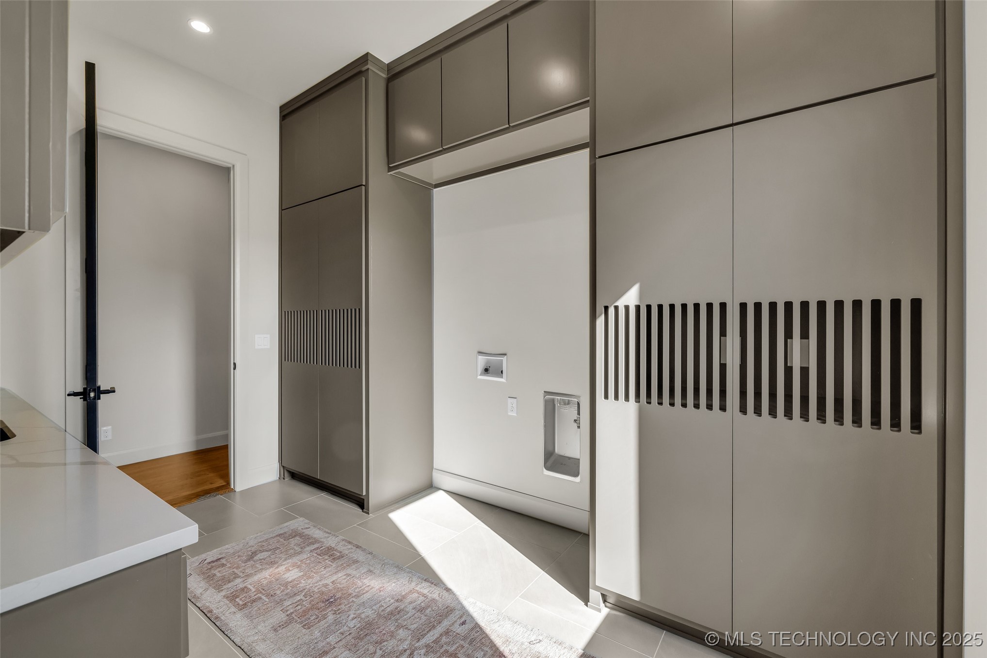 17624 E White Tail Cove