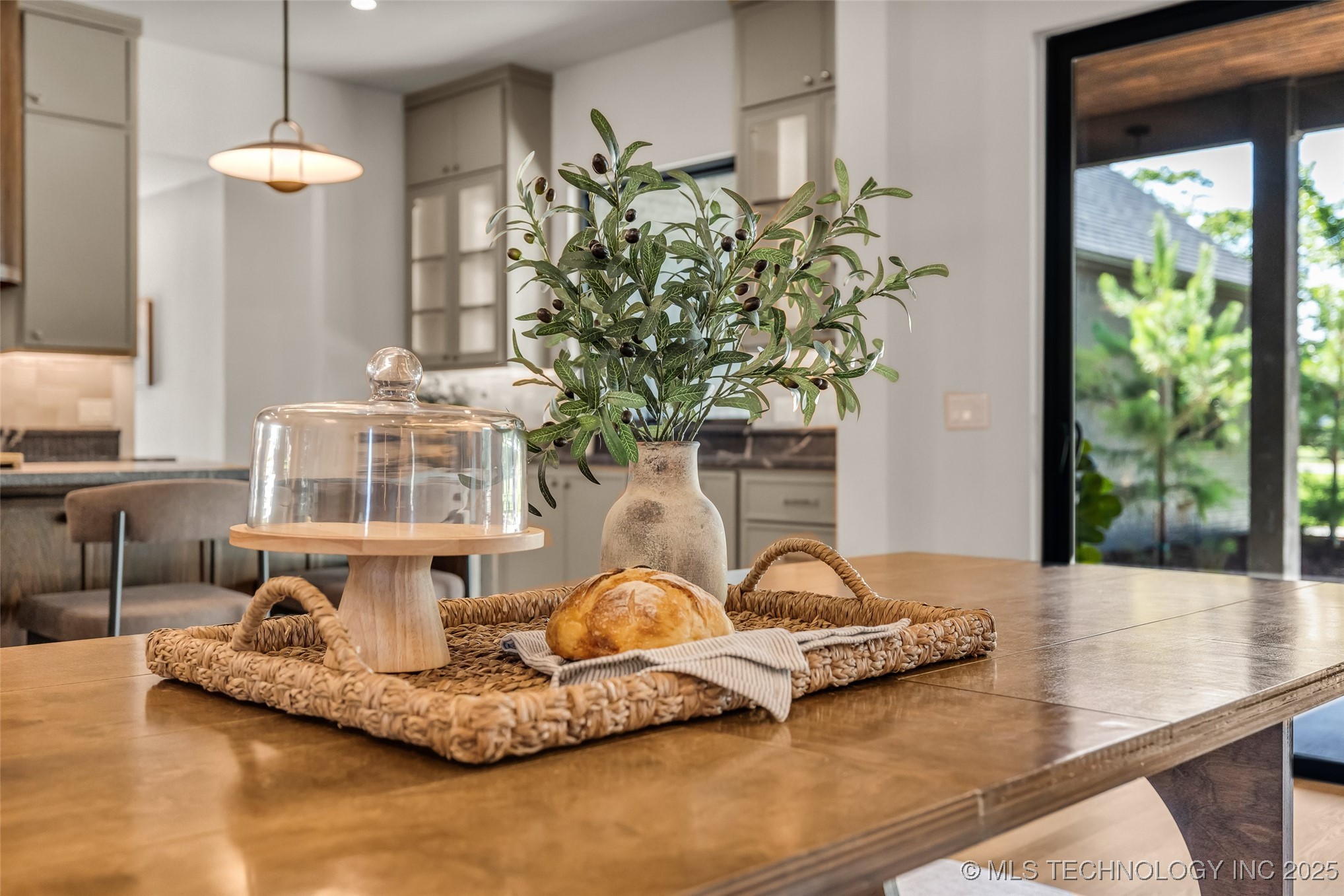 17624 E White Tail Cove