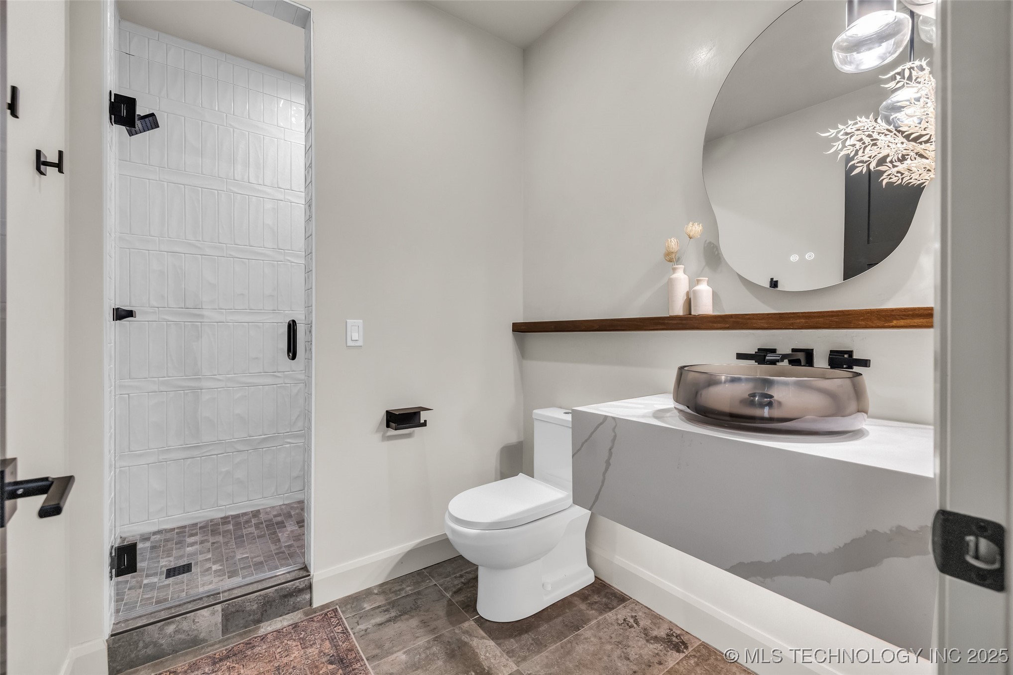 17624 E White Tail Cove