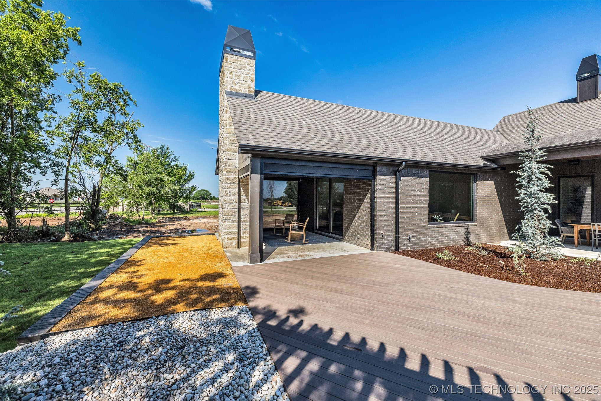 17624 E White Tail Cove