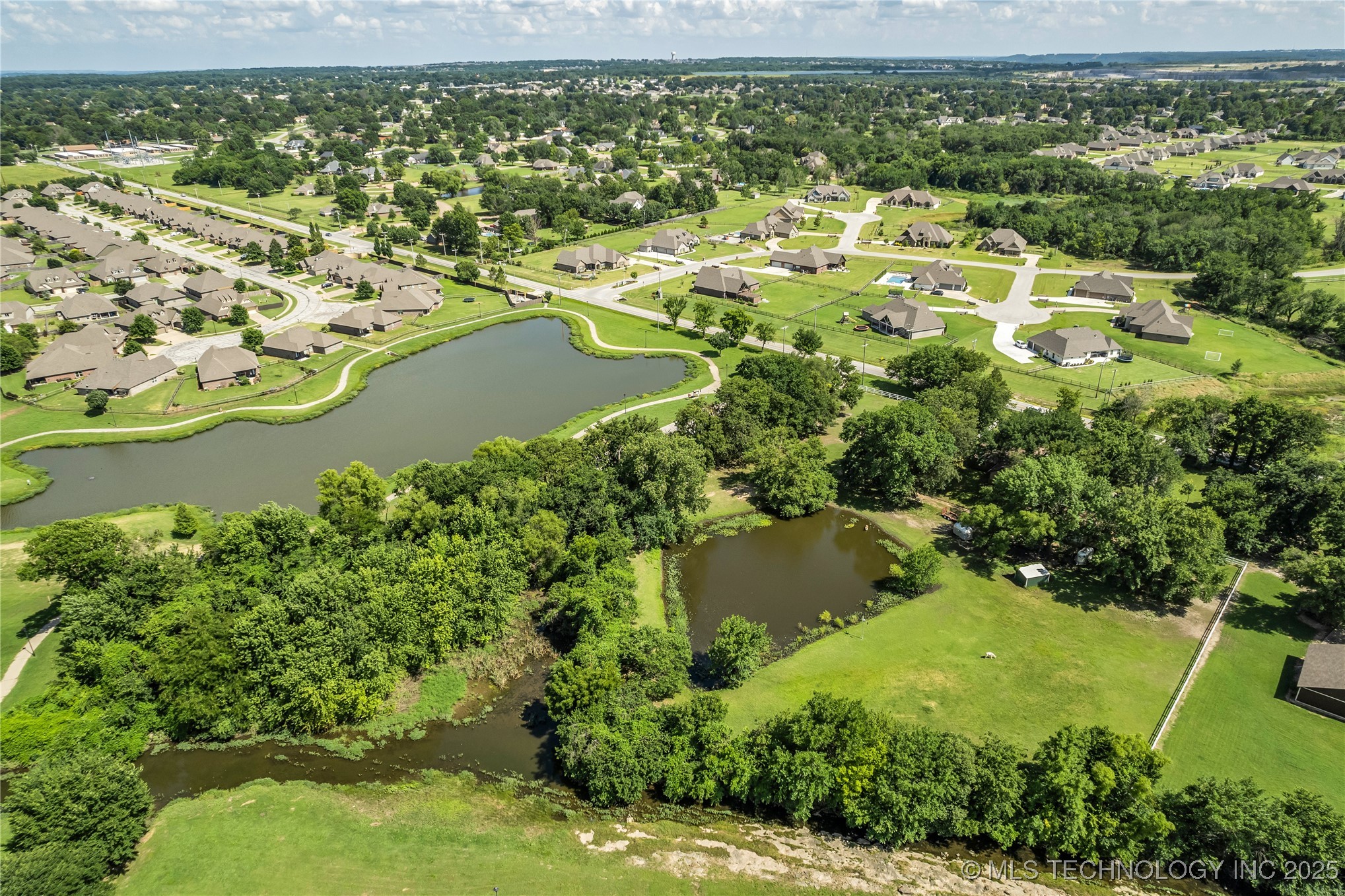 14900 E 88th Street N