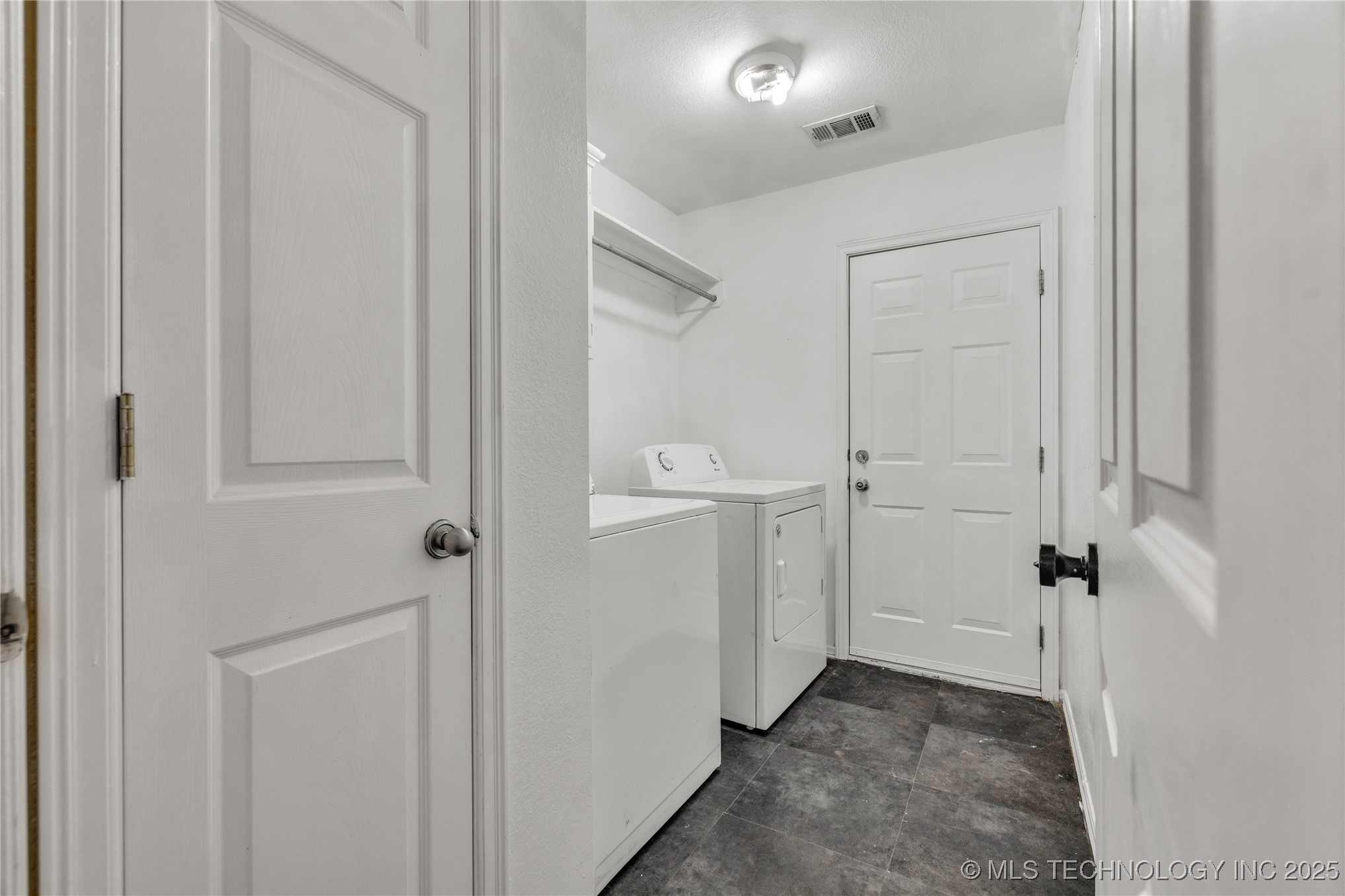 14900 E 88th Street N