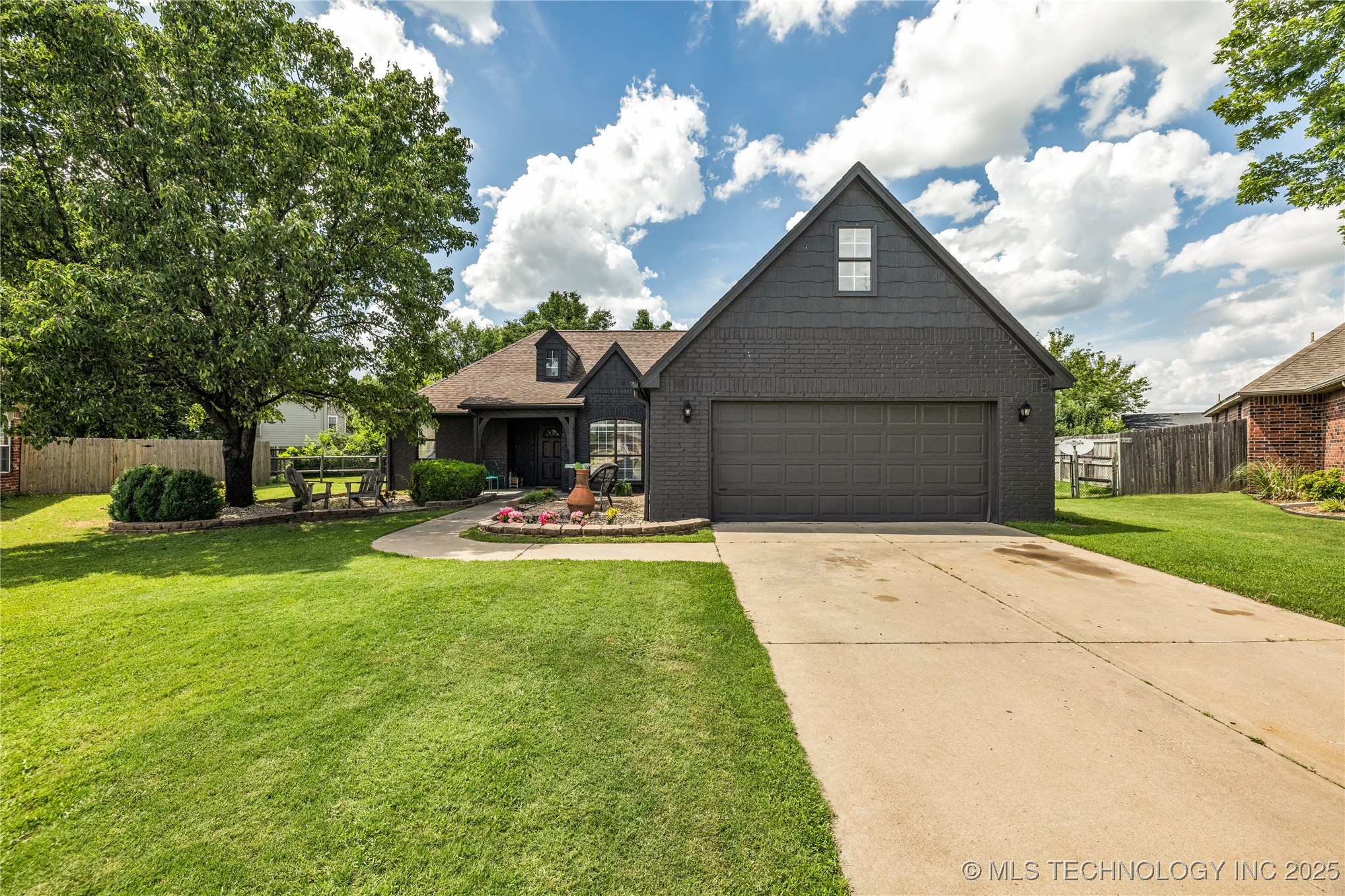 14900 E 88th Street N