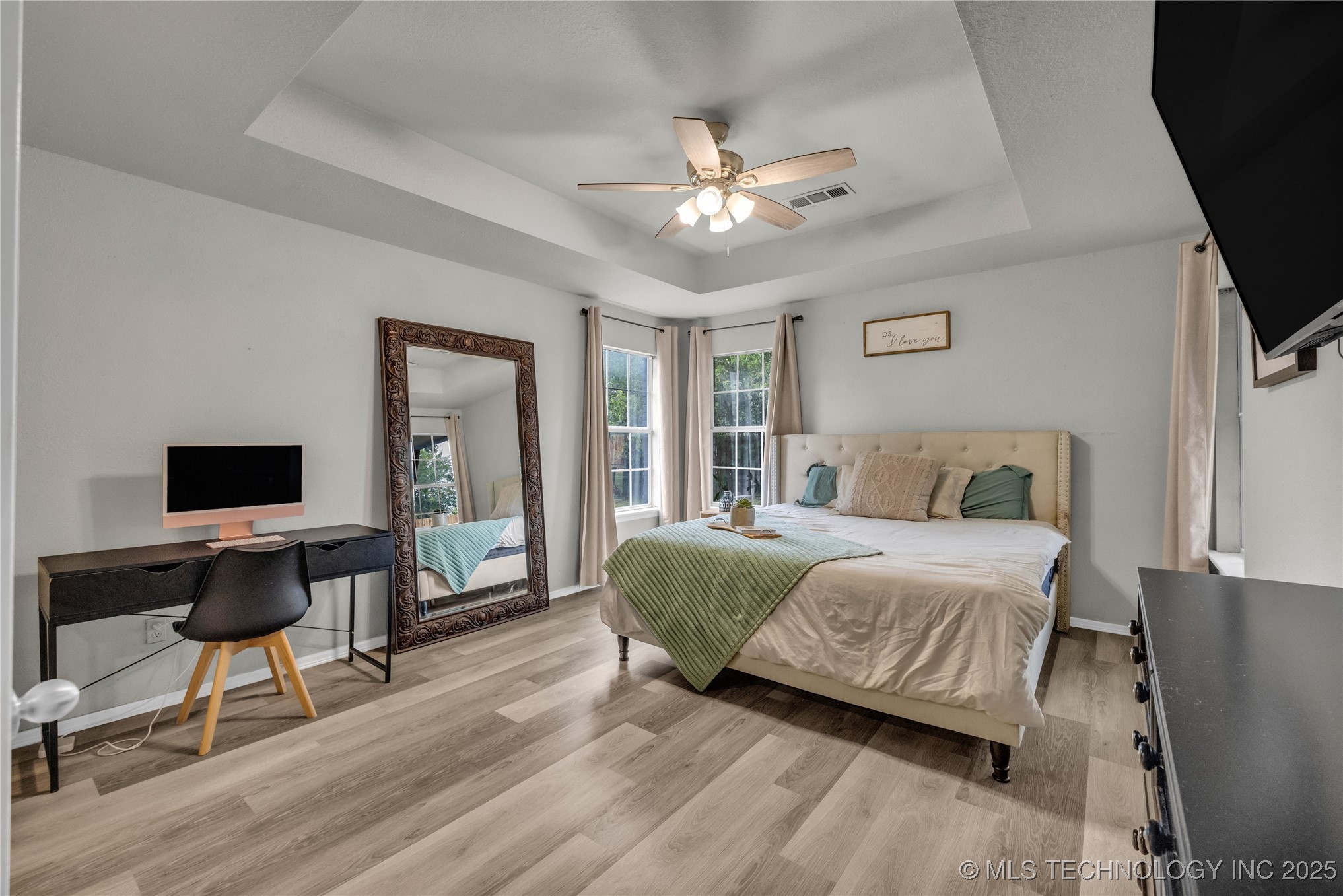 14900 E 88th Street N