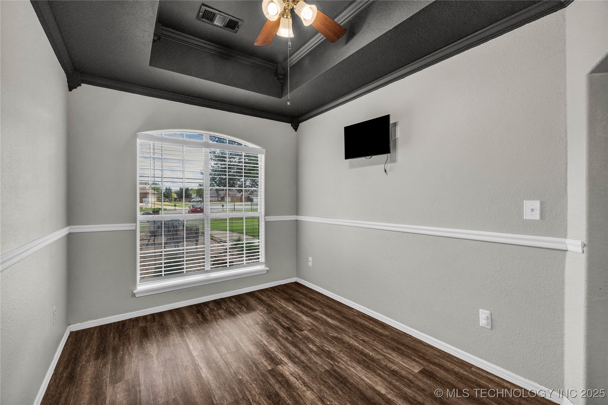 14900 E 88th Street N