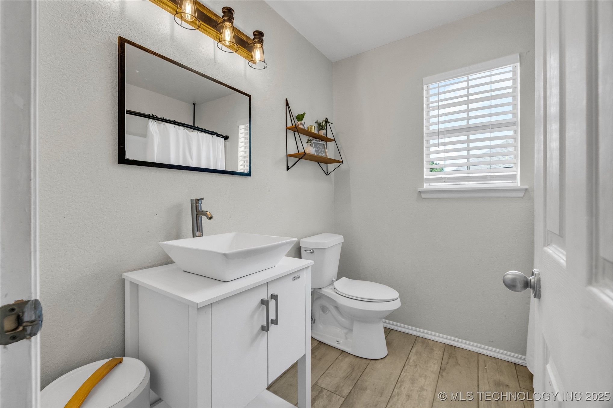 14900 E 88th Street N