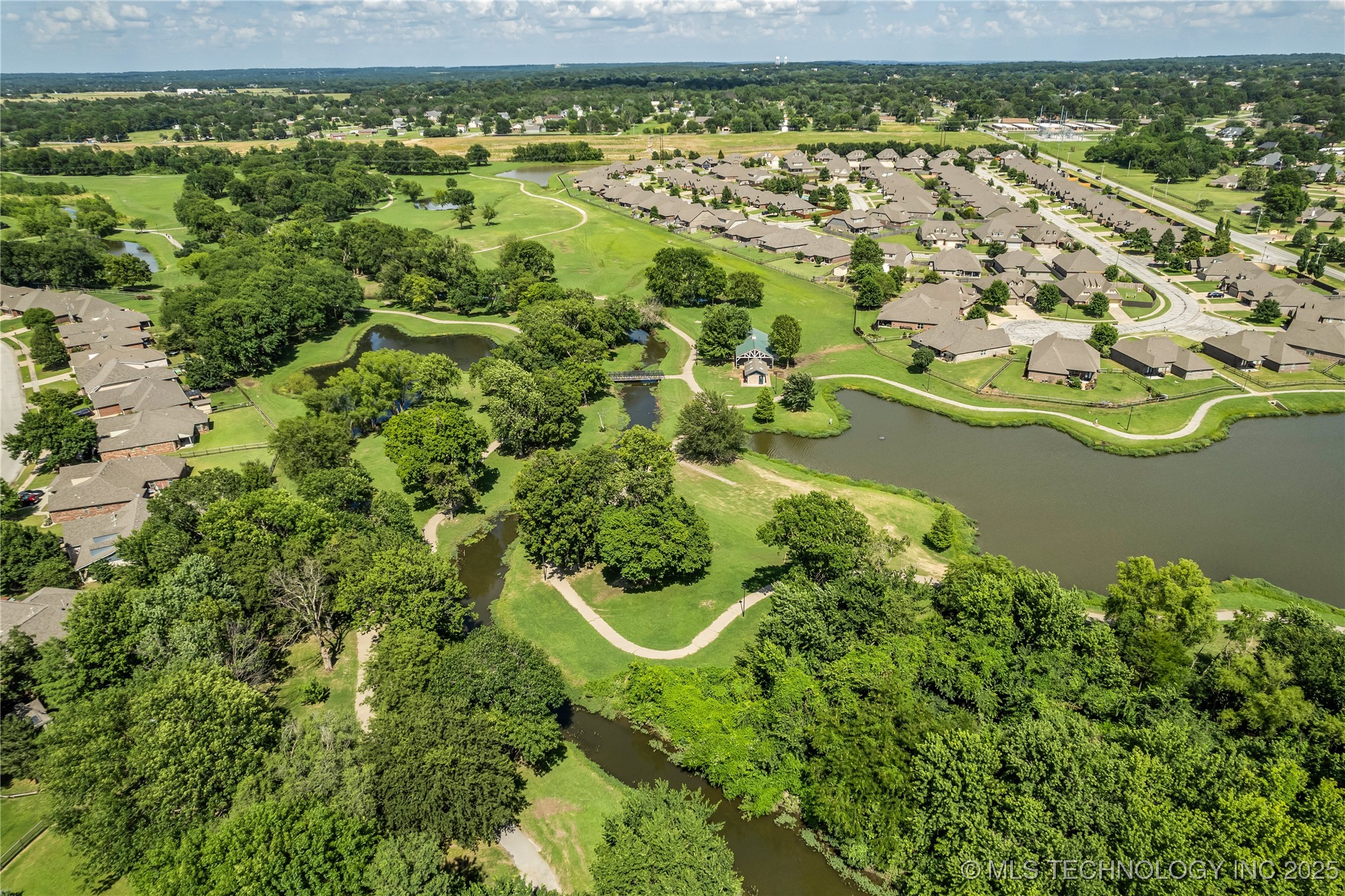 14900 E 88th Street N