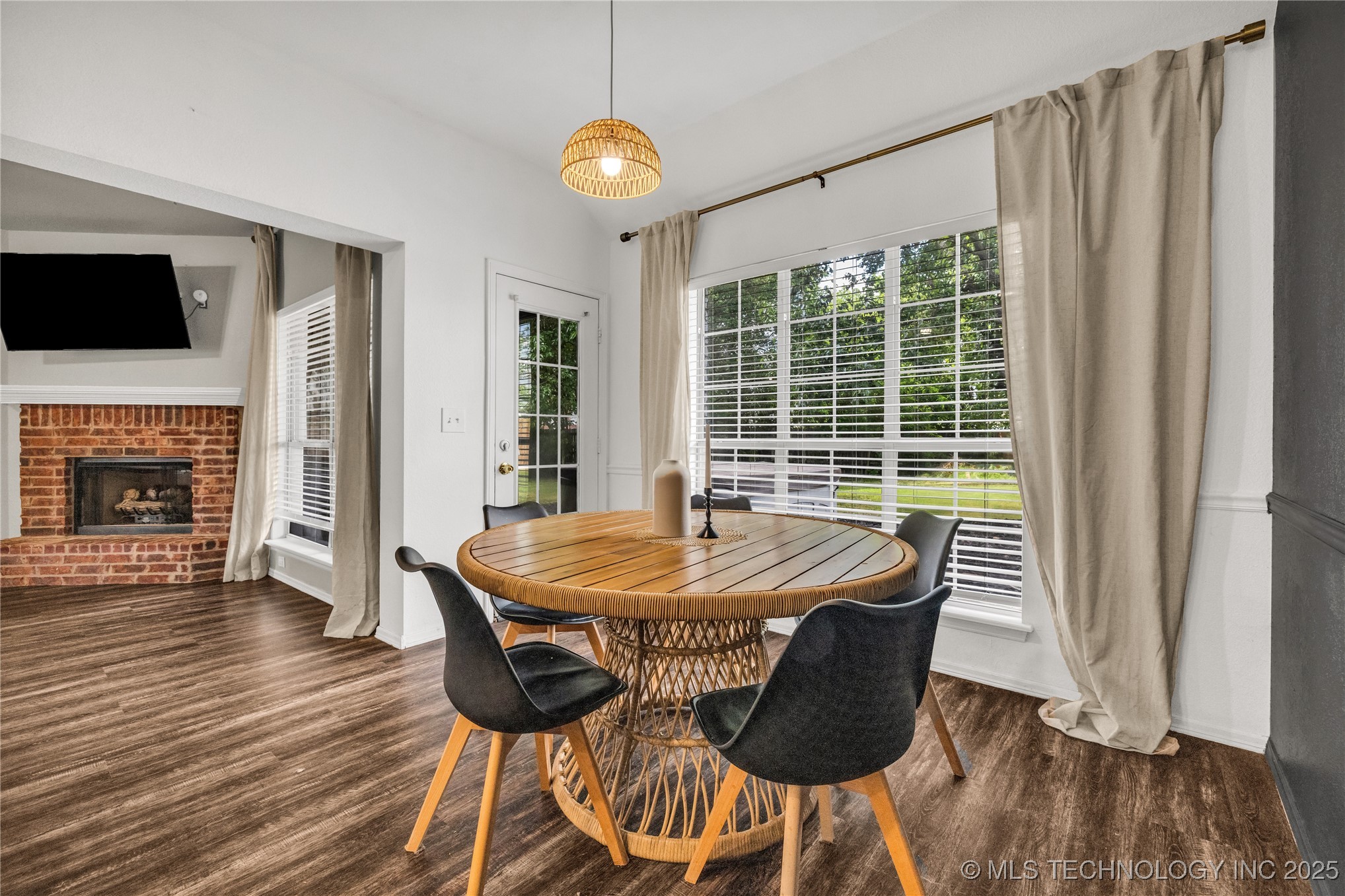 14900 E 88th Street N