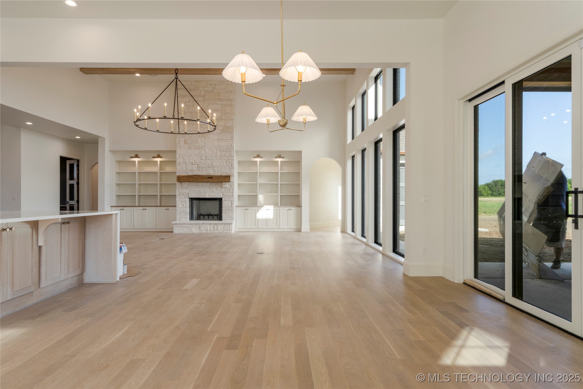 4867 W 201st Street S