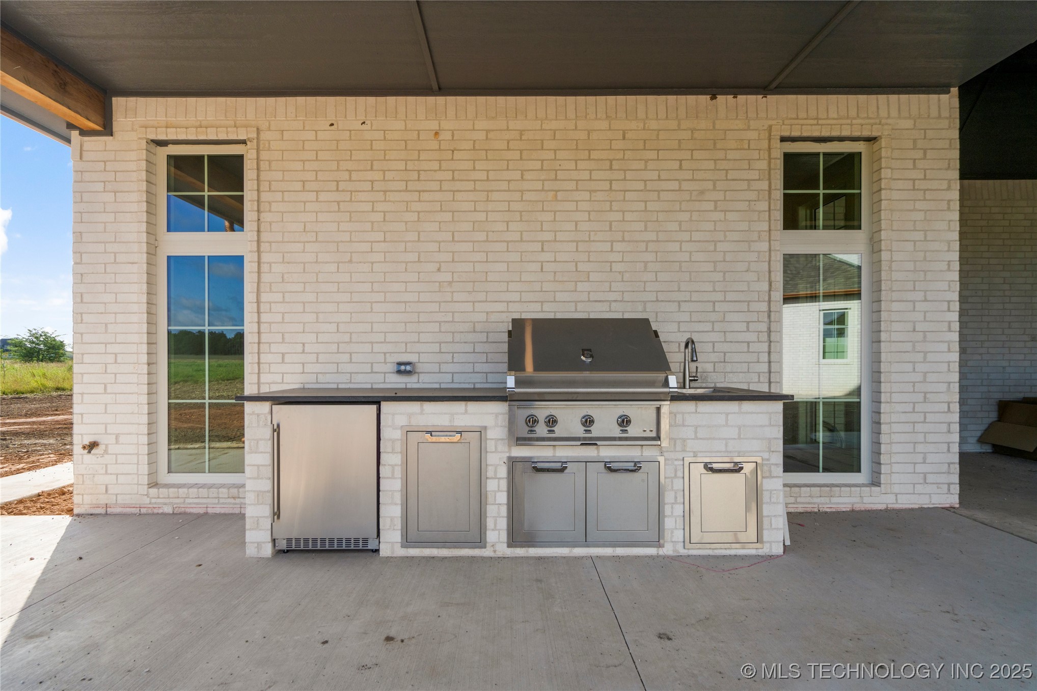 4867 W 201st Street S