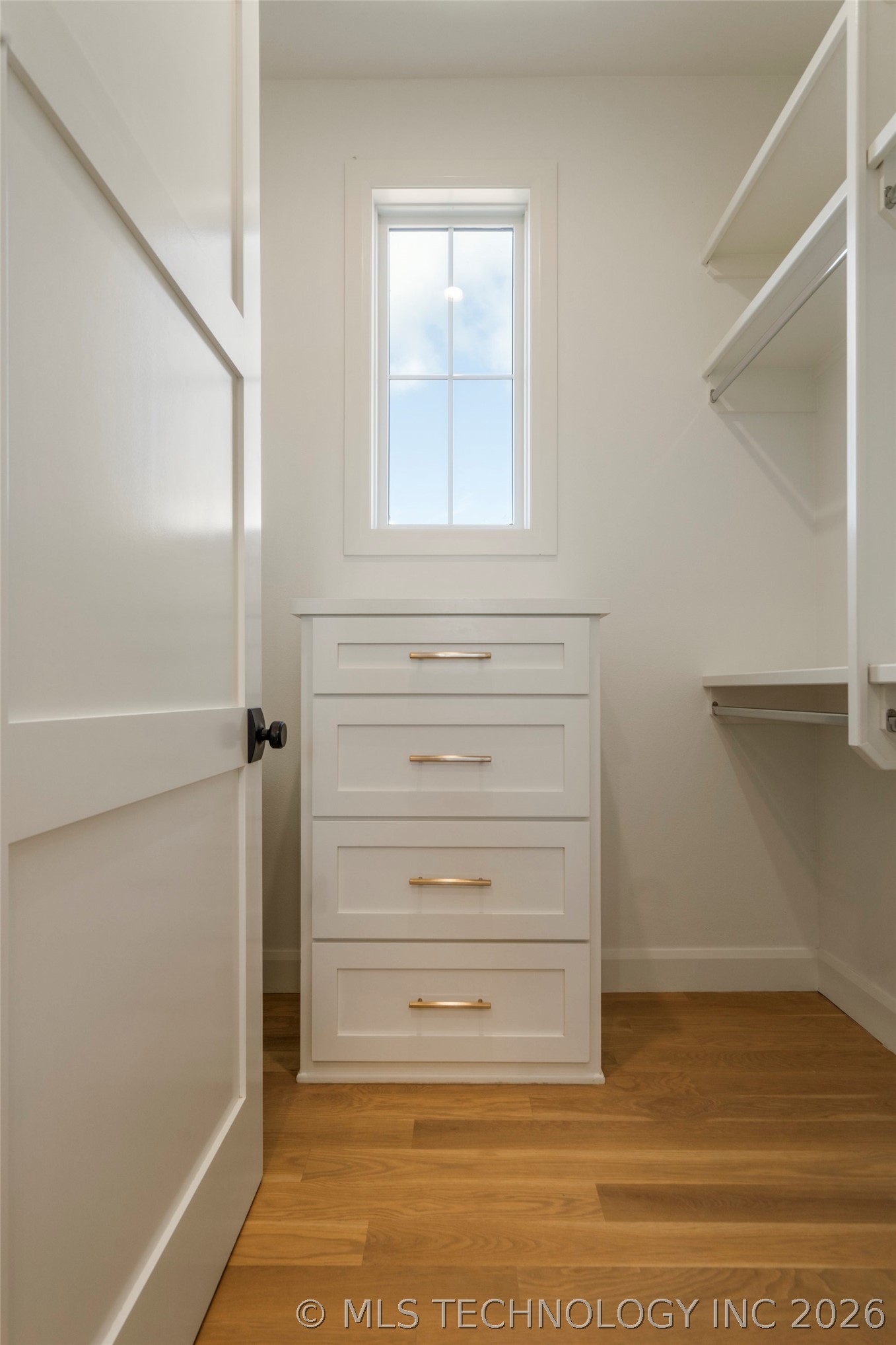 4867 W 201st Street S