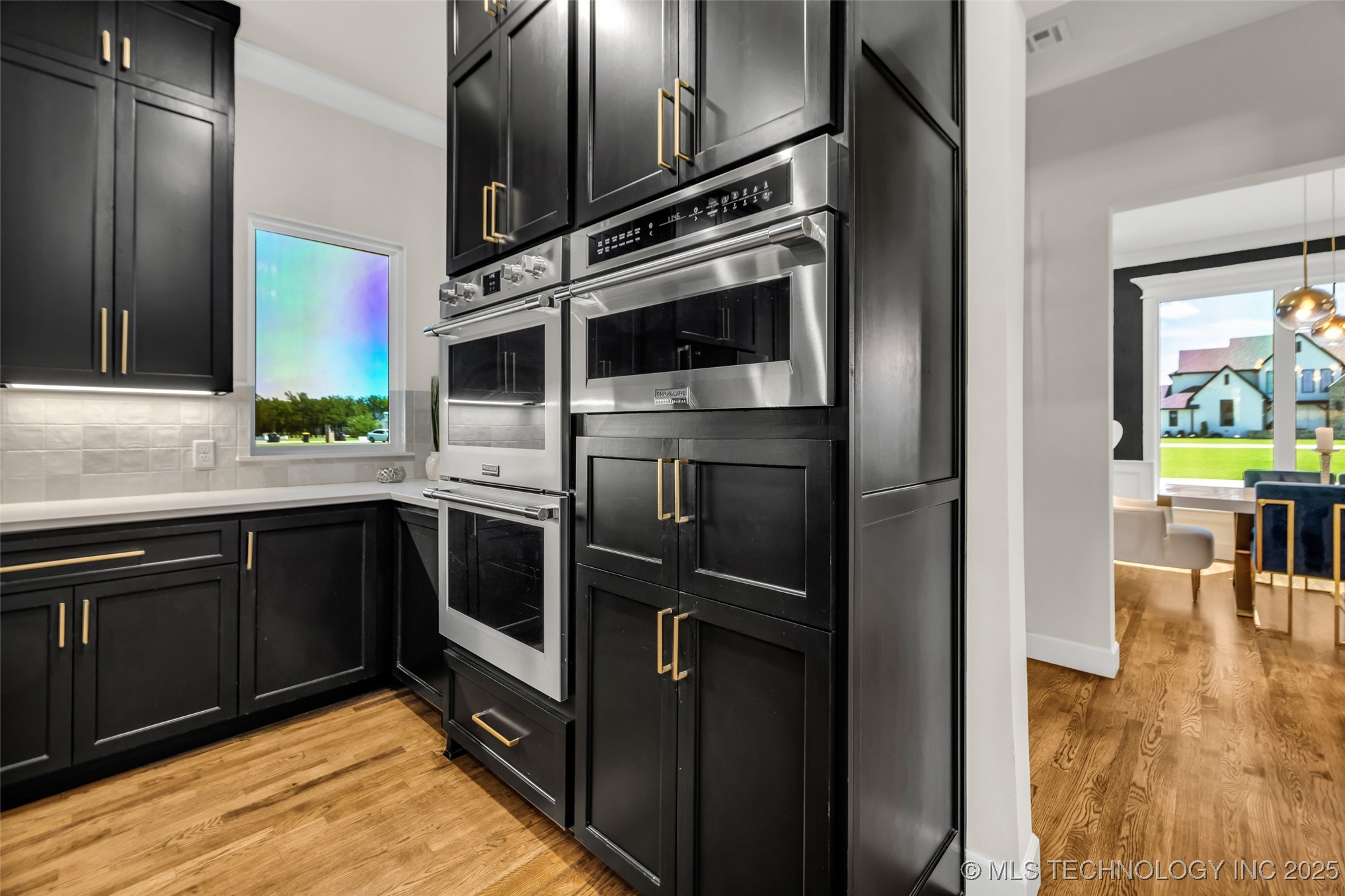 17076 S 31st East Avenue