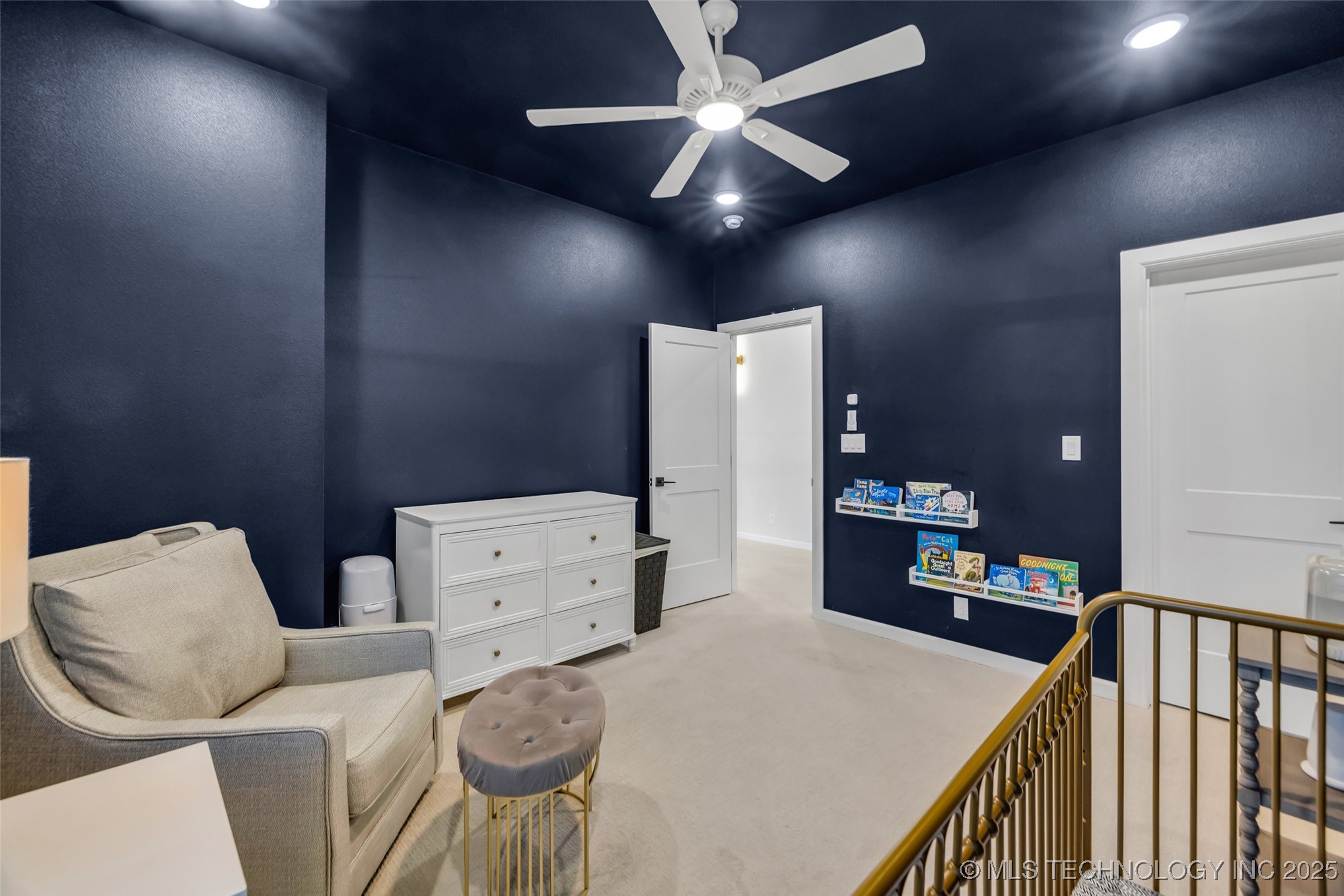 17076 S 31st East Avenue