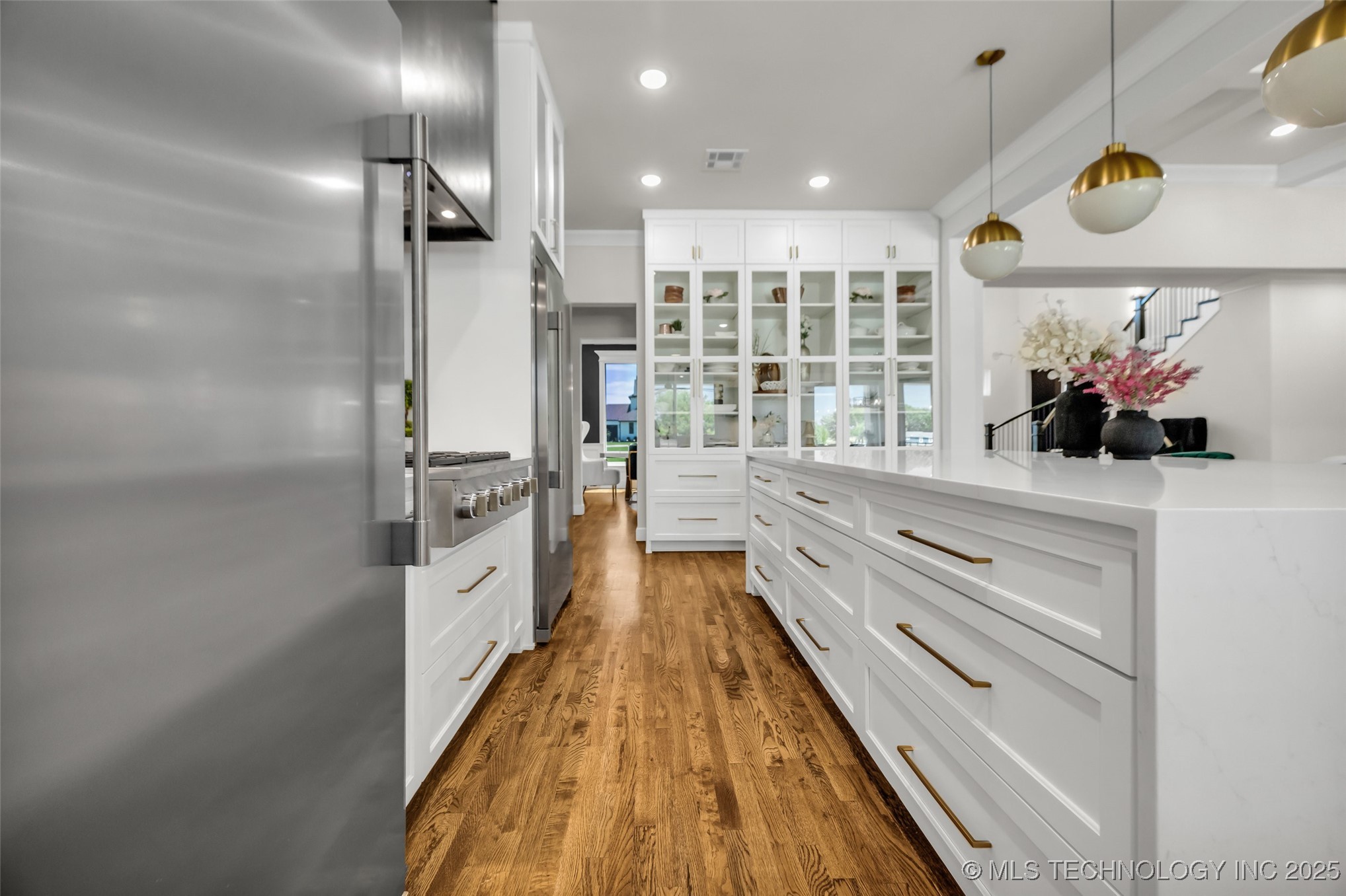 17076 S 31st East Avenue