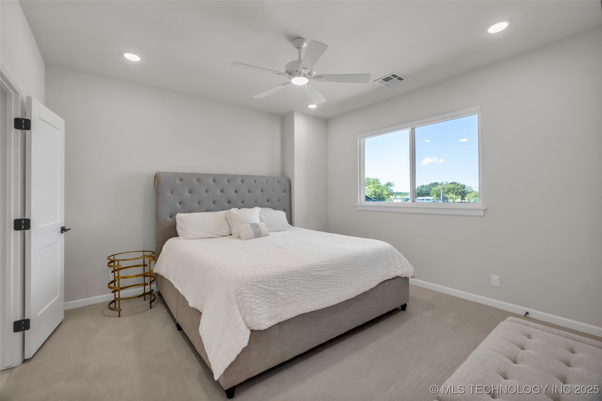 17076 S 31st East Avenue