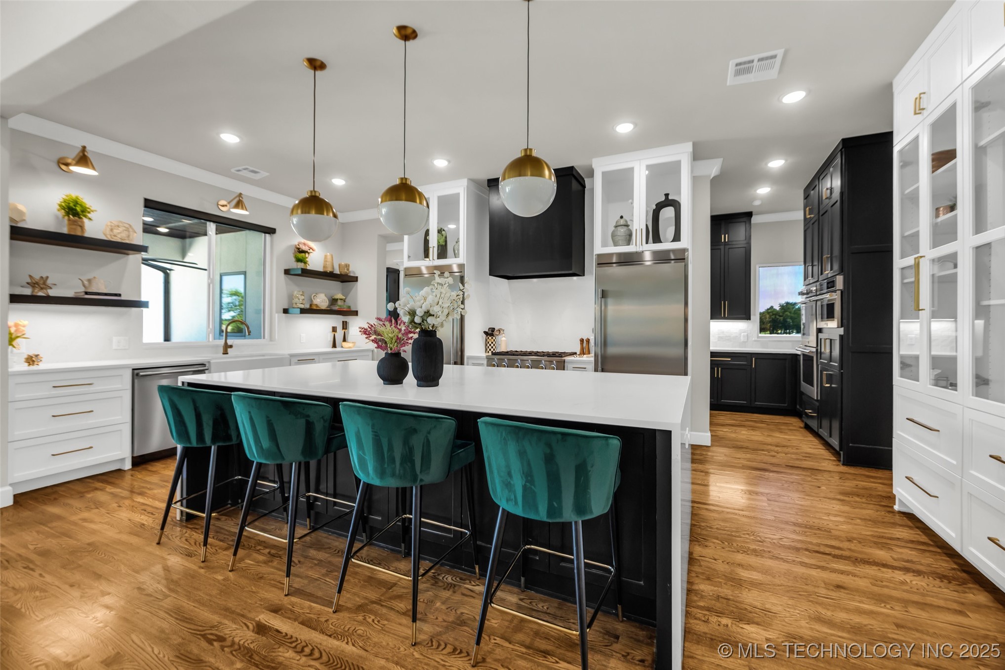 17076 S 31st East Avenue