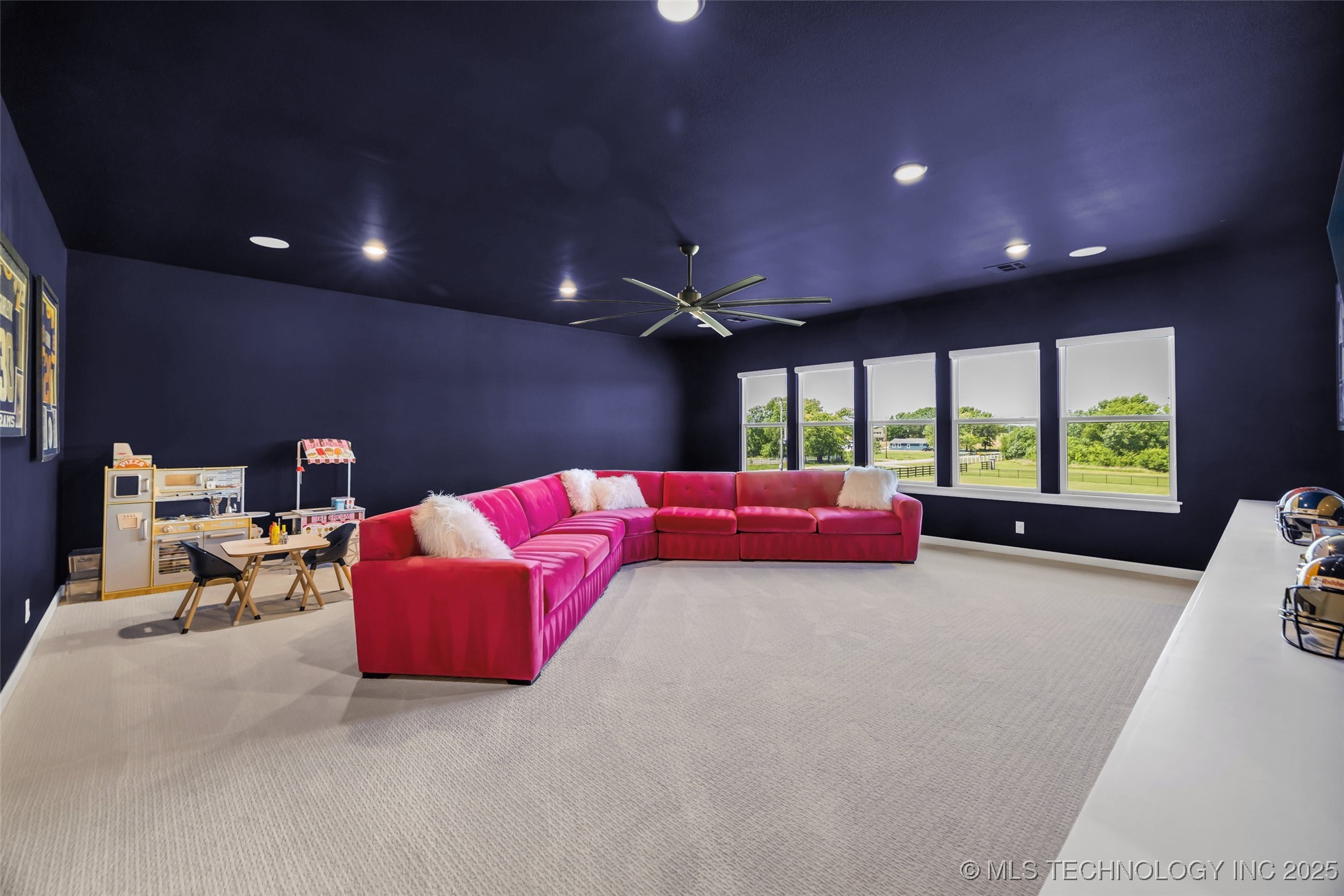 17076 S 31st East Avenue