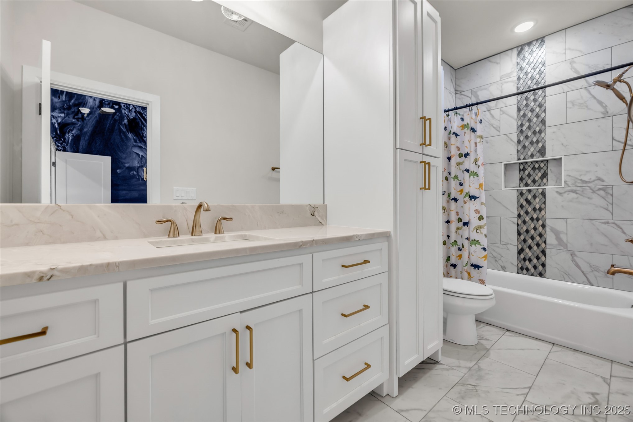 17076 S 31st East Avenue