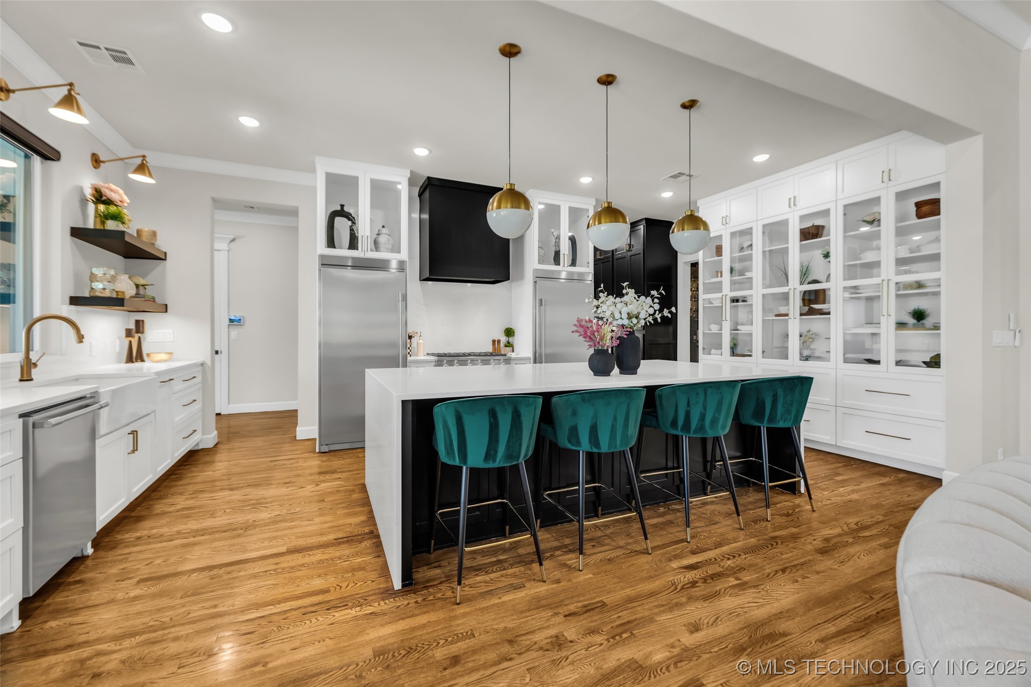 17076 S 31st East Avenue