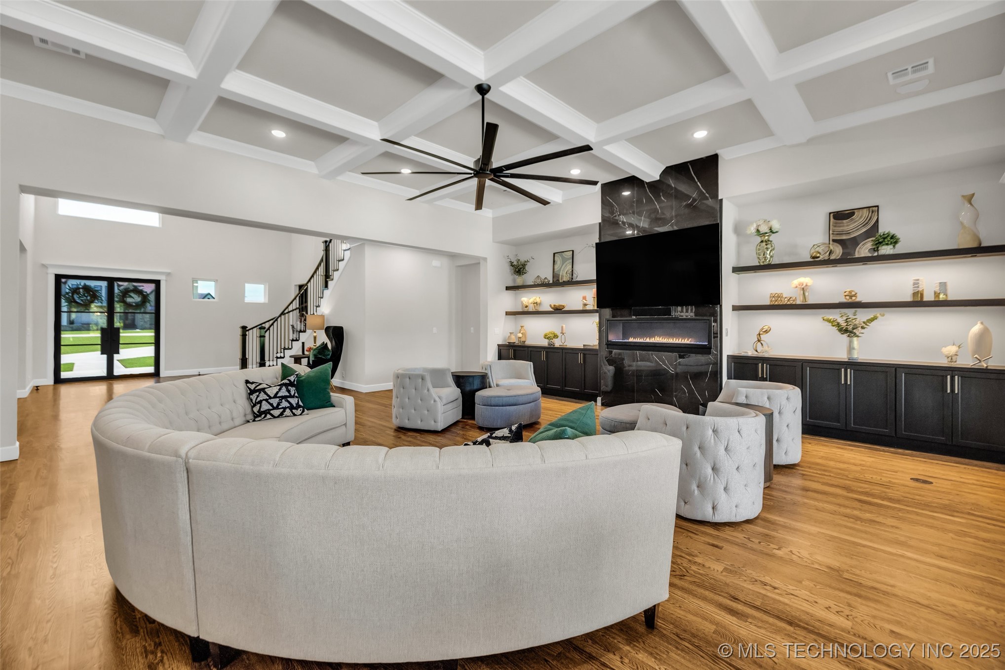 17076 S 31st East Avenue