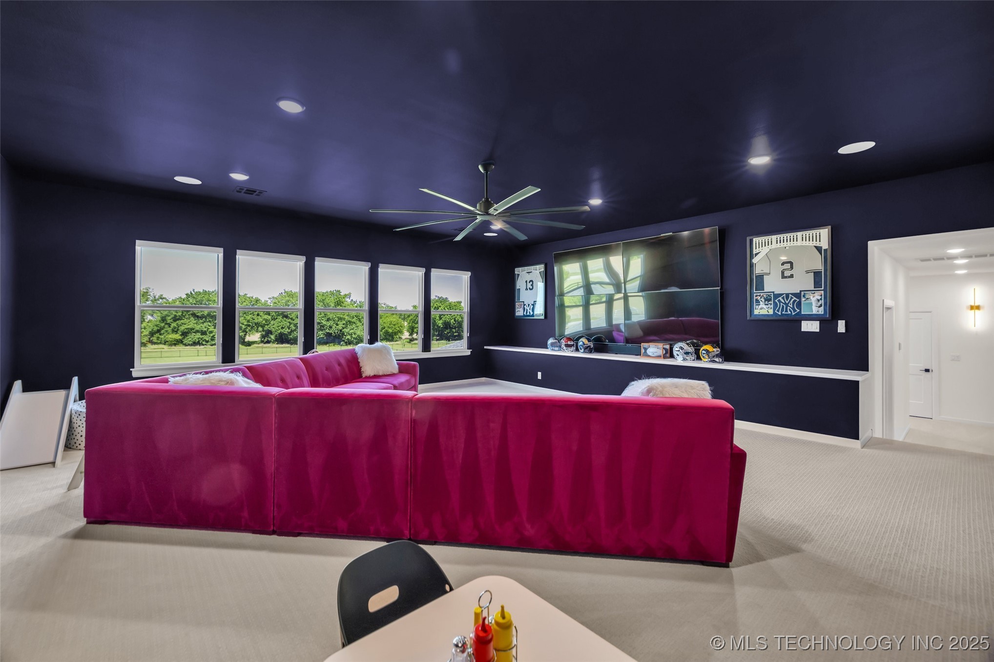 17076 S 31st East Avenue