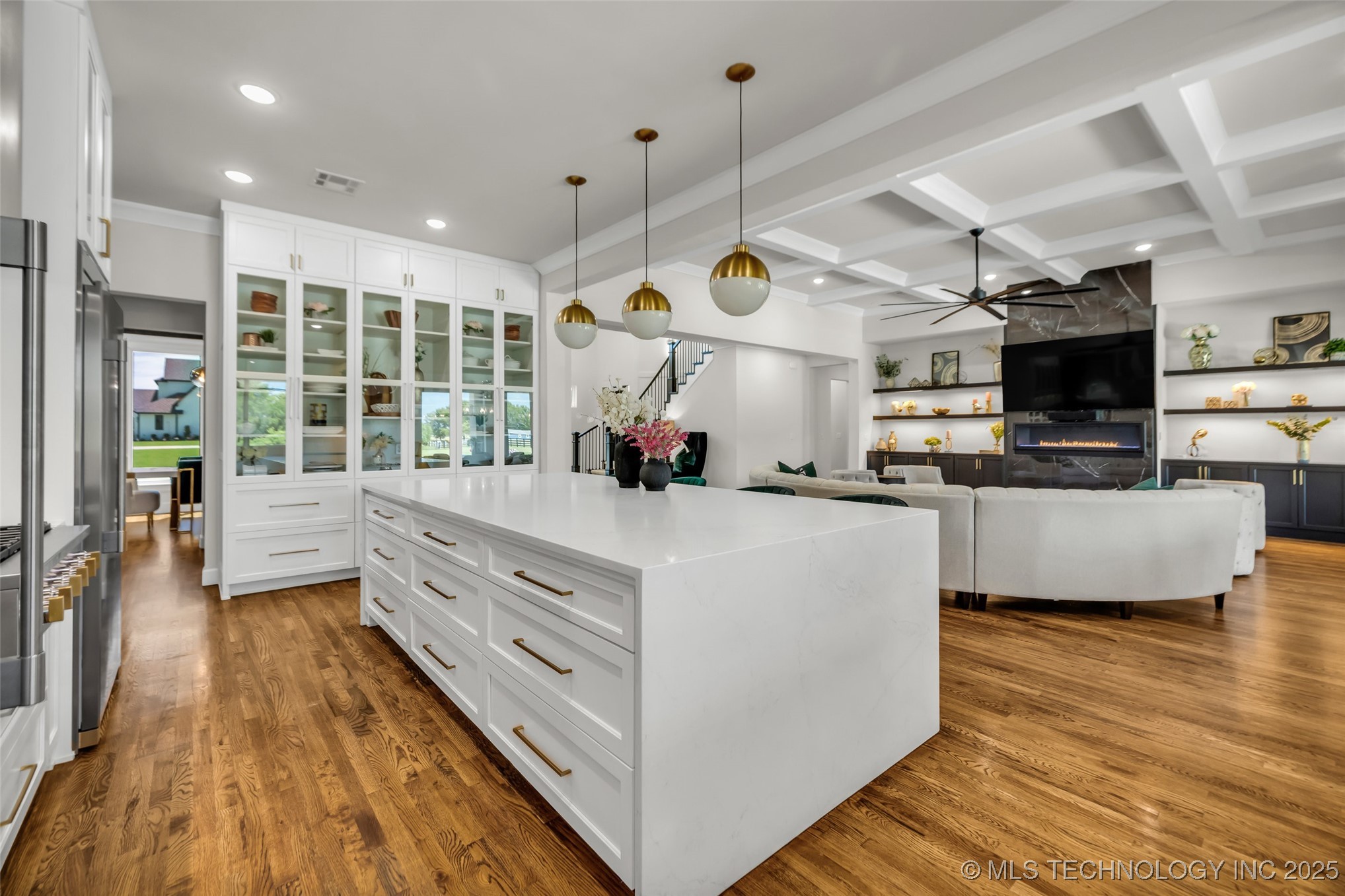 17076 S 31st East Avenue