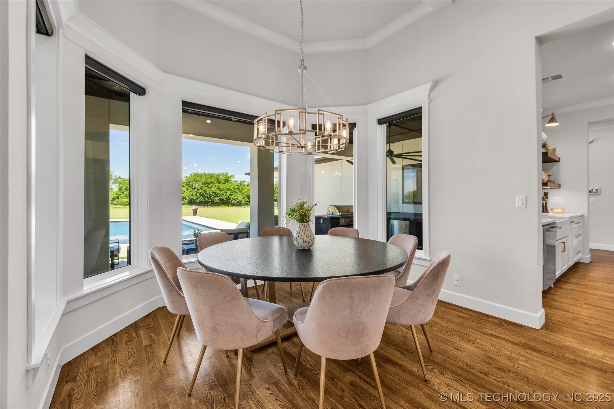 17076 S 31st East Avenue