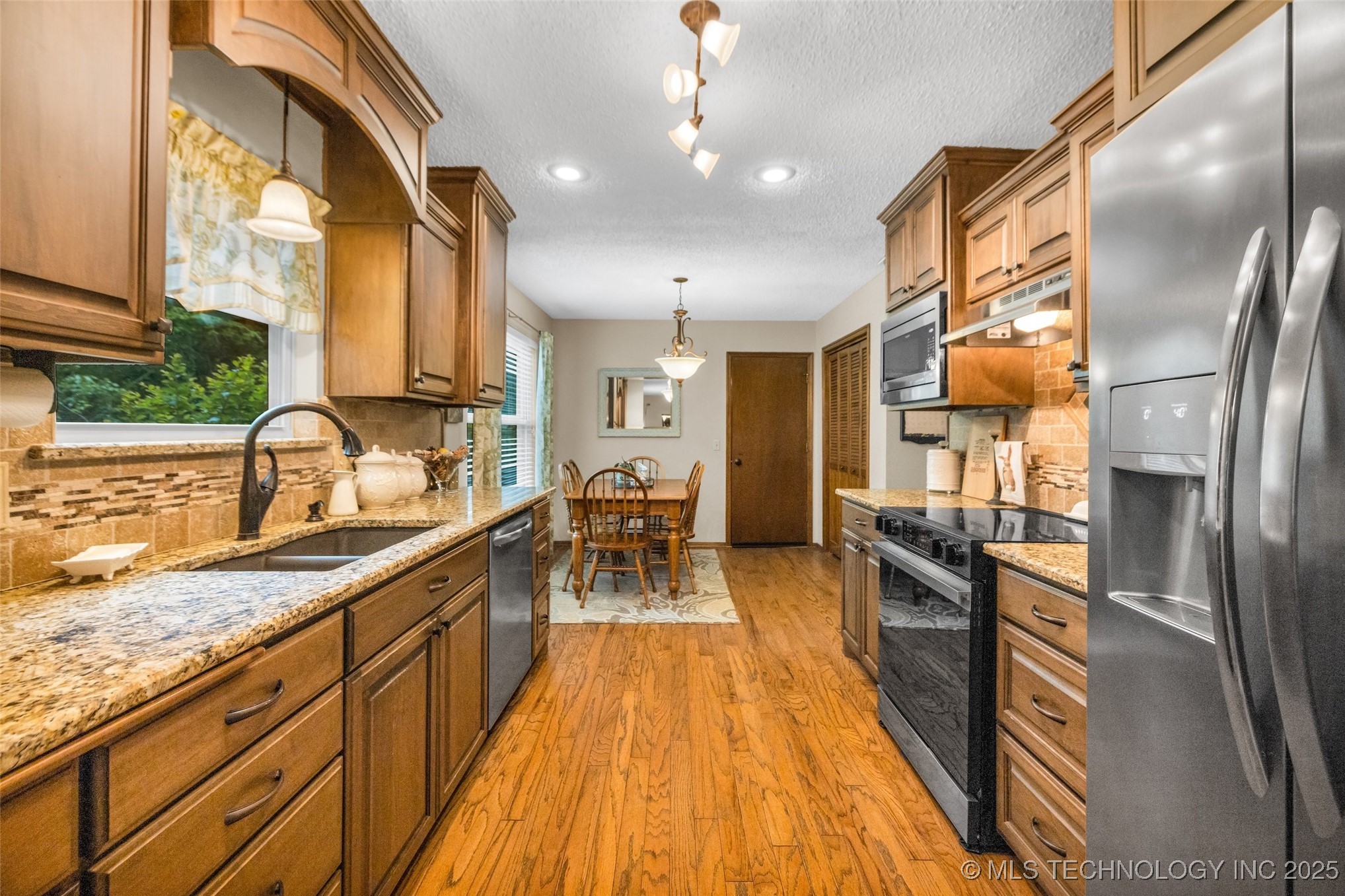 9601 Spring Lake Drive