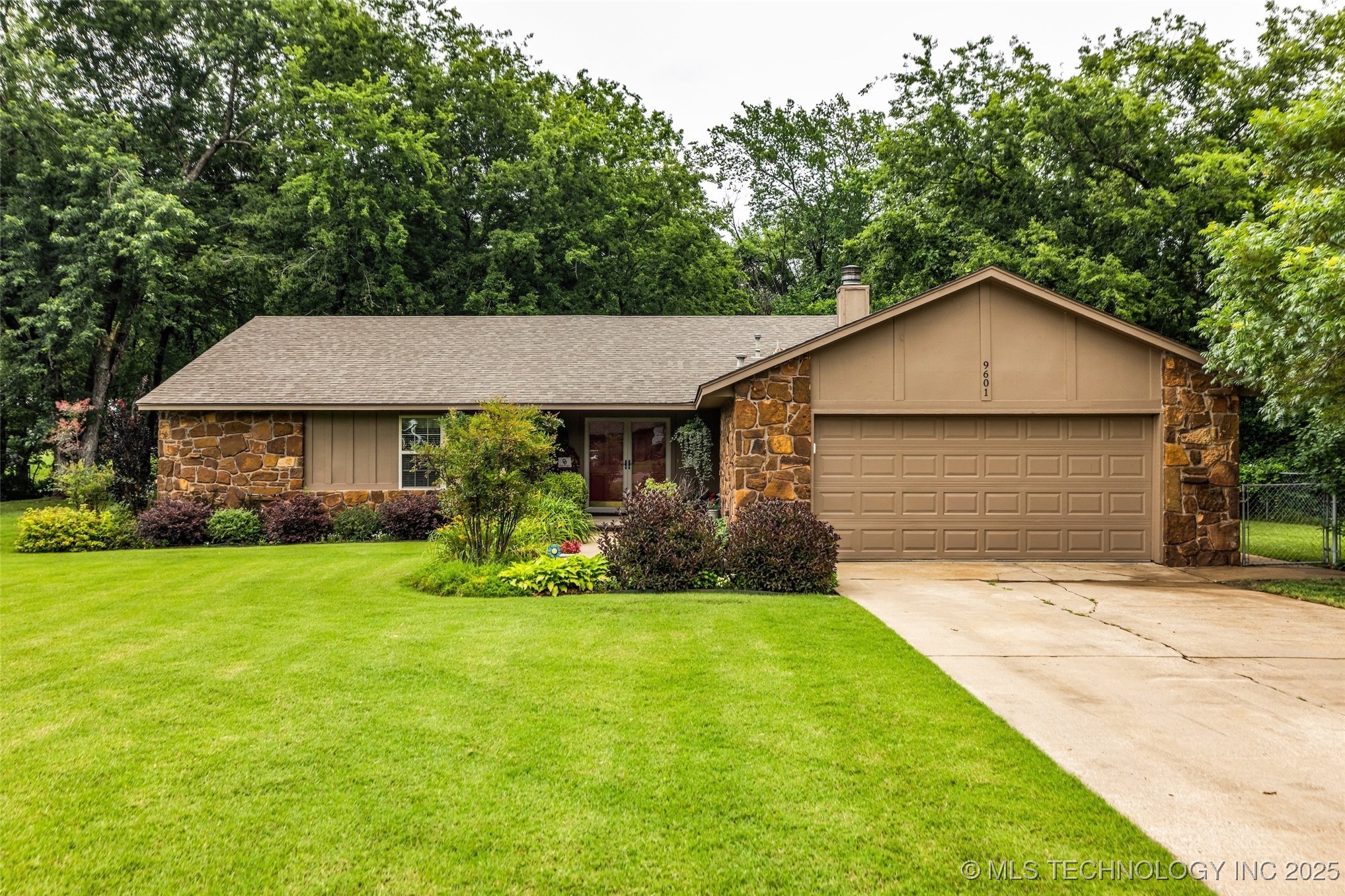 9601 Spring Lake Drive