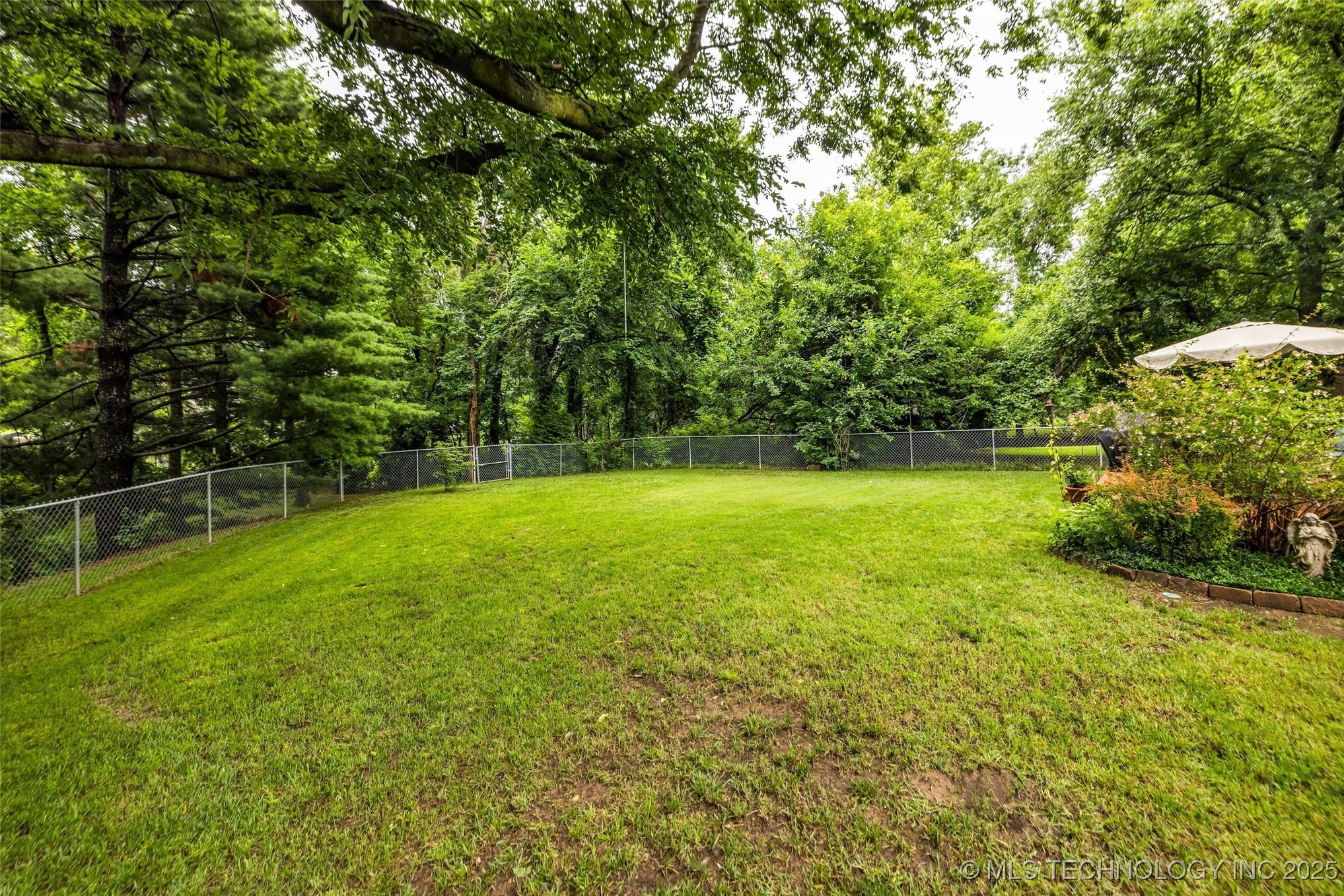 9601 Spring Lake Drive