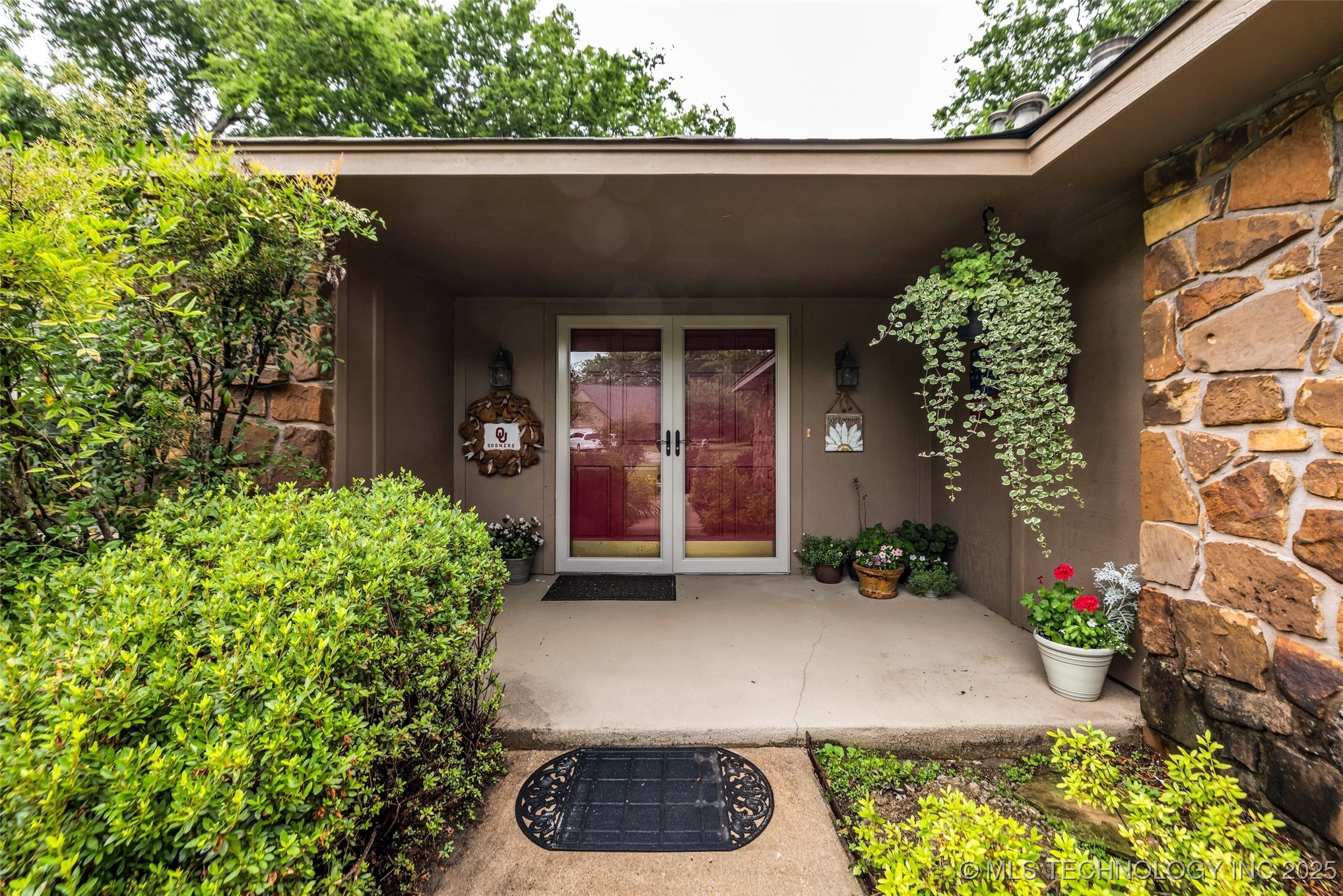 9601 Spring Lake Drive