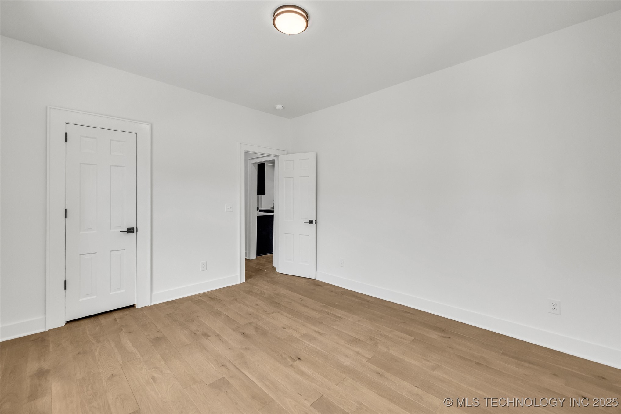1524 N Main Street