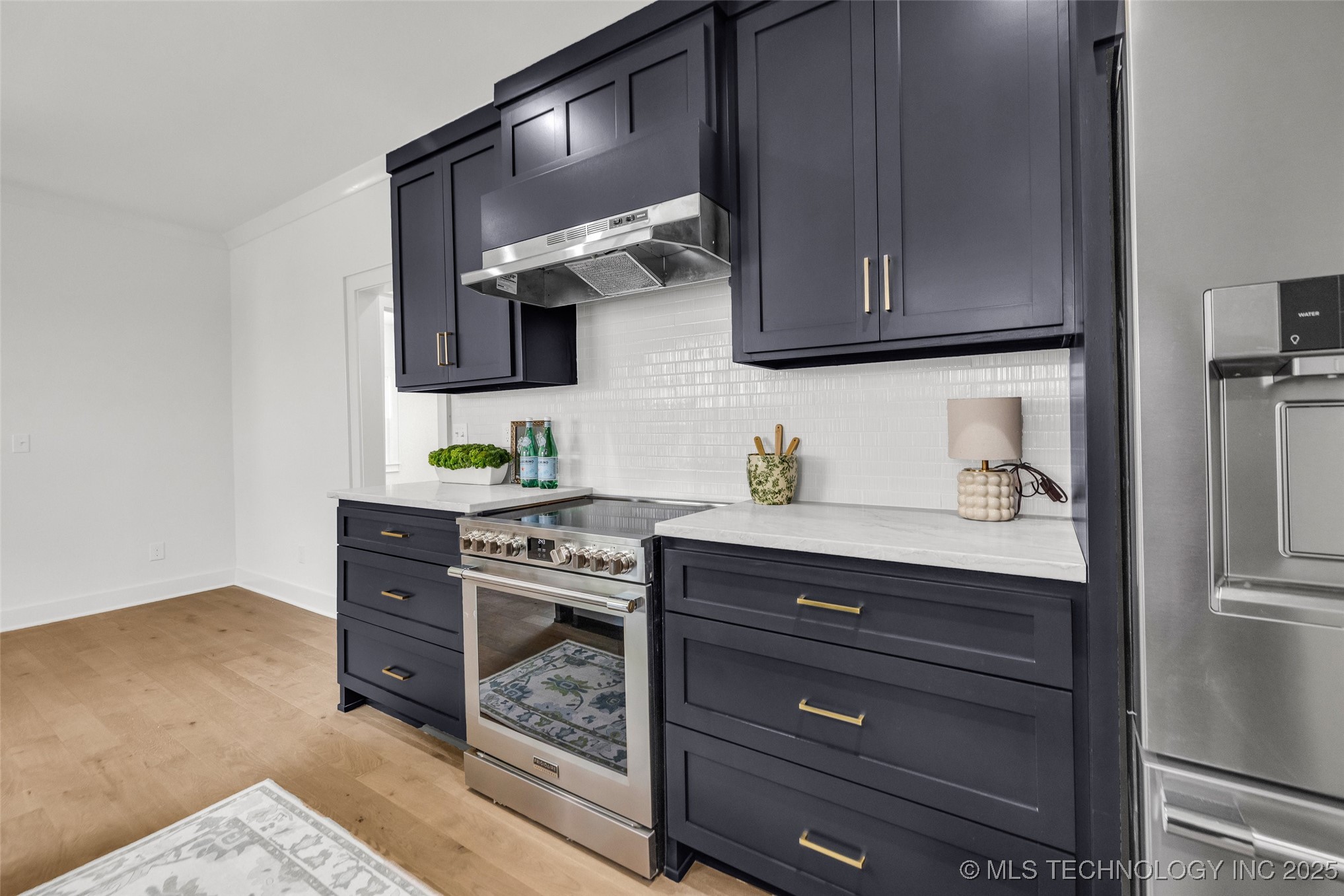 1524 N Main Street