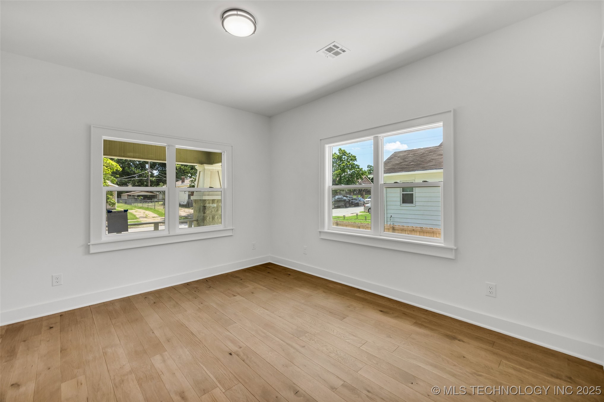 1524 N Main Street