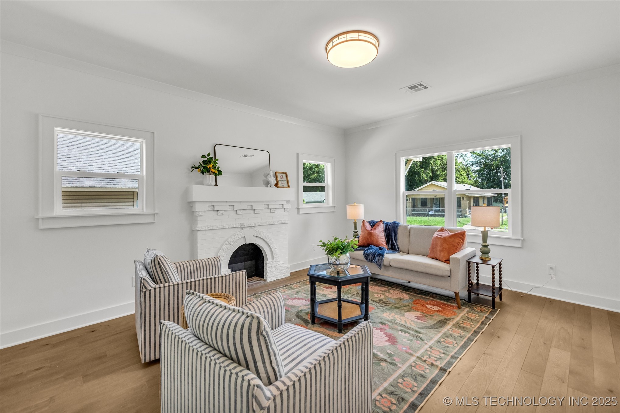1524 N Main Street