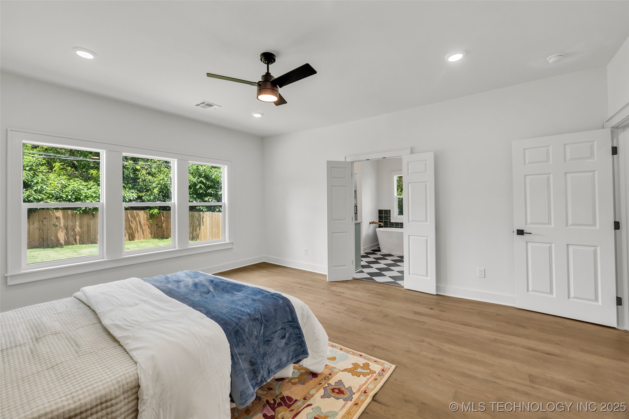 1524 N Main Street